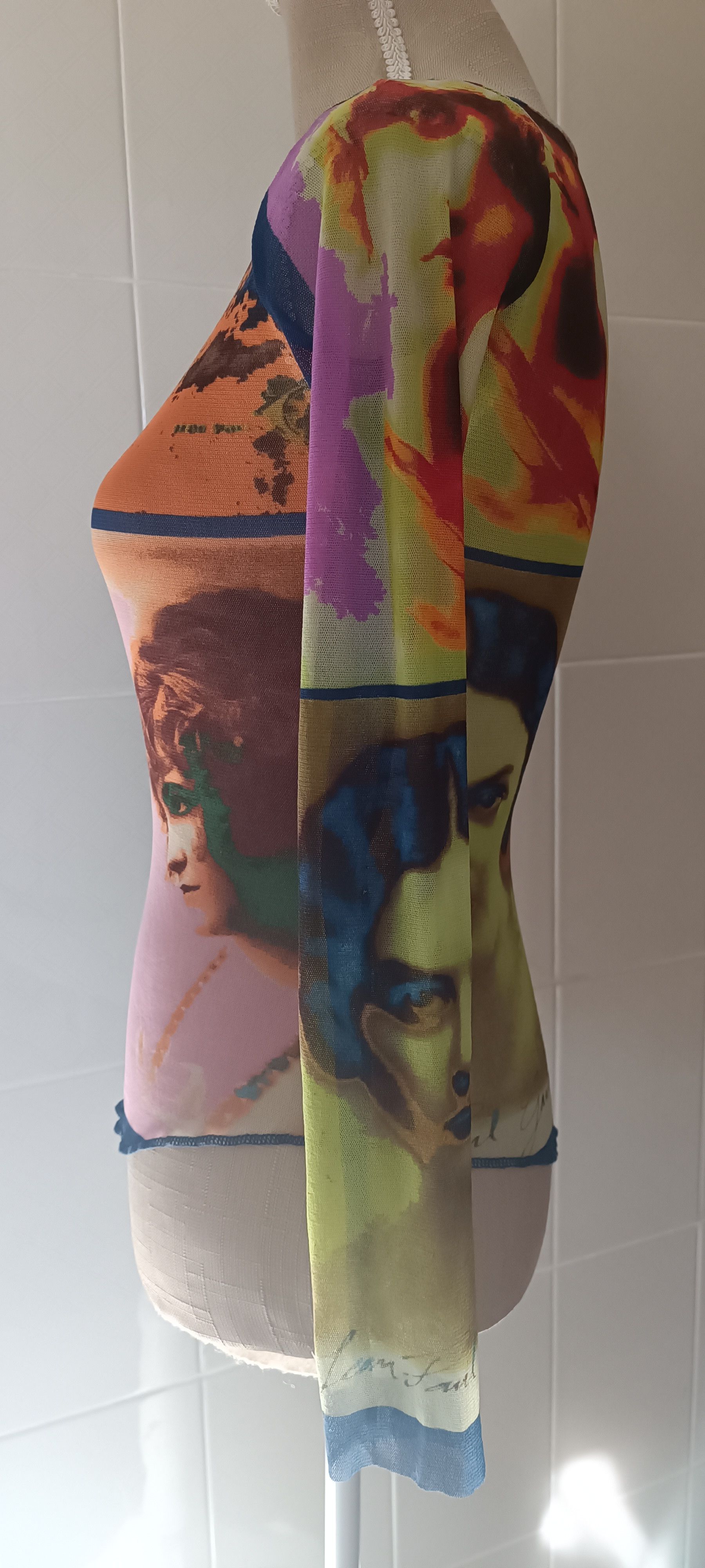Top - Iconic print on women's frames 1920's