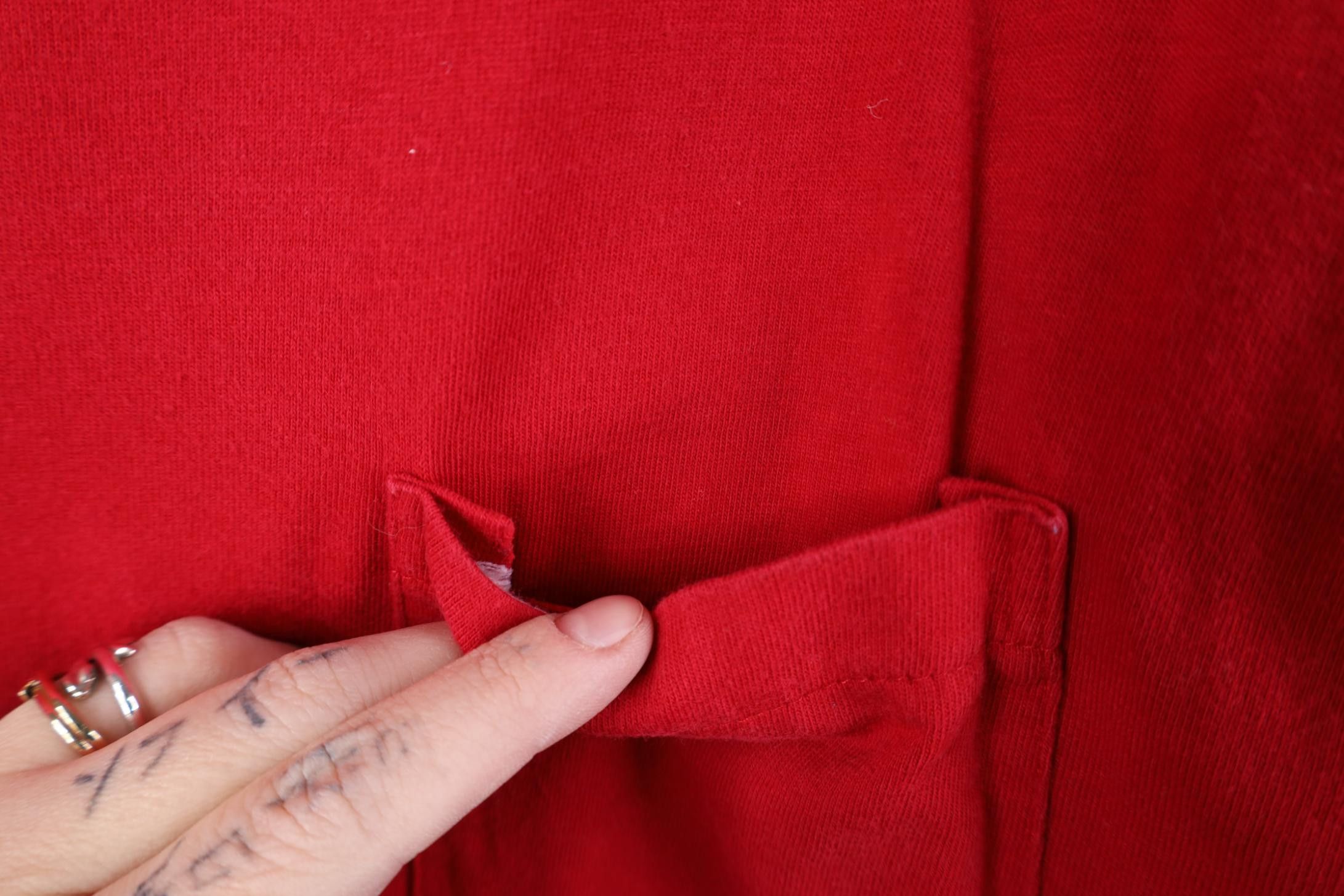 Vintage Vintage 90s Streetwear Heavyweight Cotton T-Shirt Red USA Size US XXL / EU 58 / 5 - 4 Thumbnail