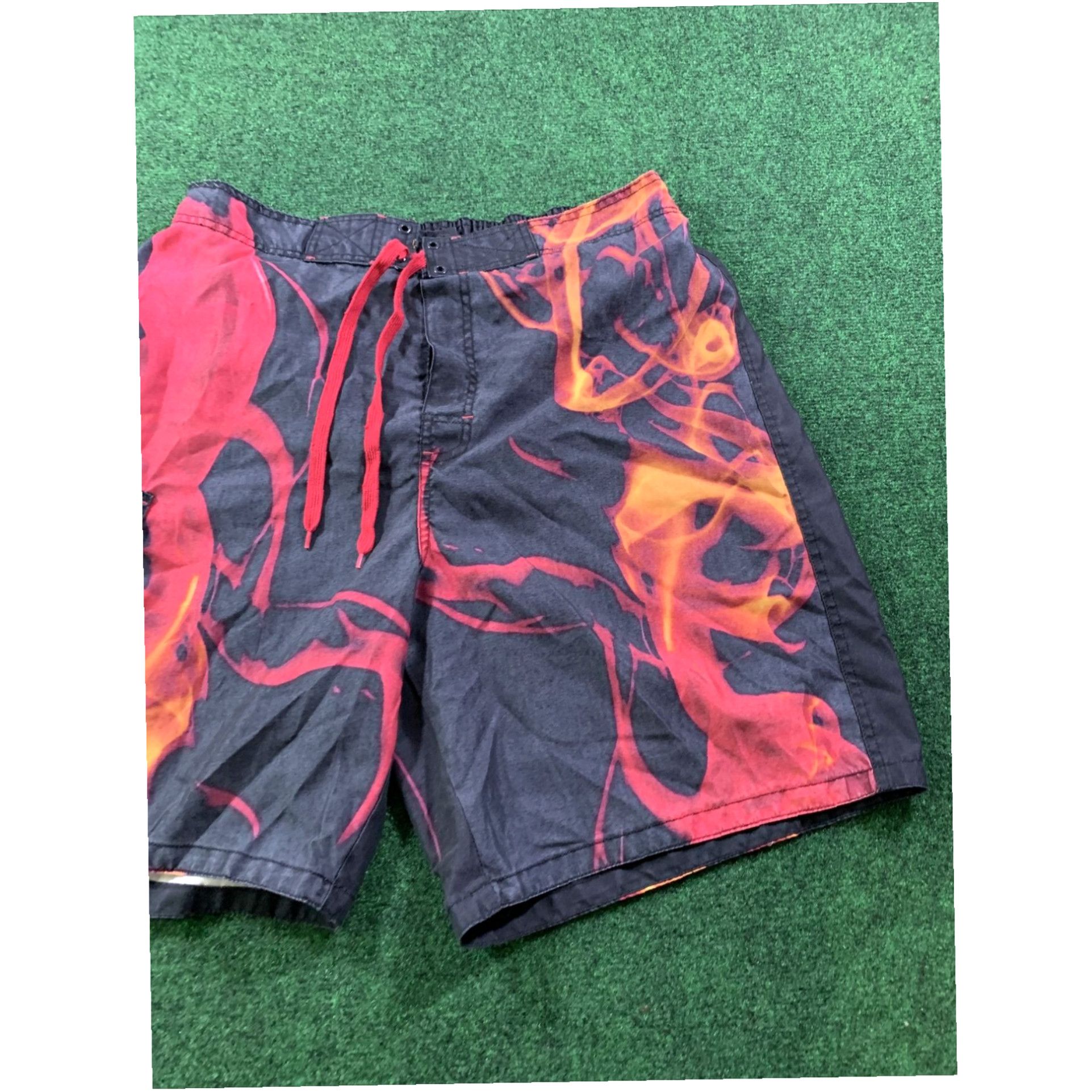 Joe Boxer JOE BOXER Flame Graphic Swim Trunks Men Size 38 Board Shorts Pockets Mesh Lining Size US 38 / EU 54 - 3 Thumbnail