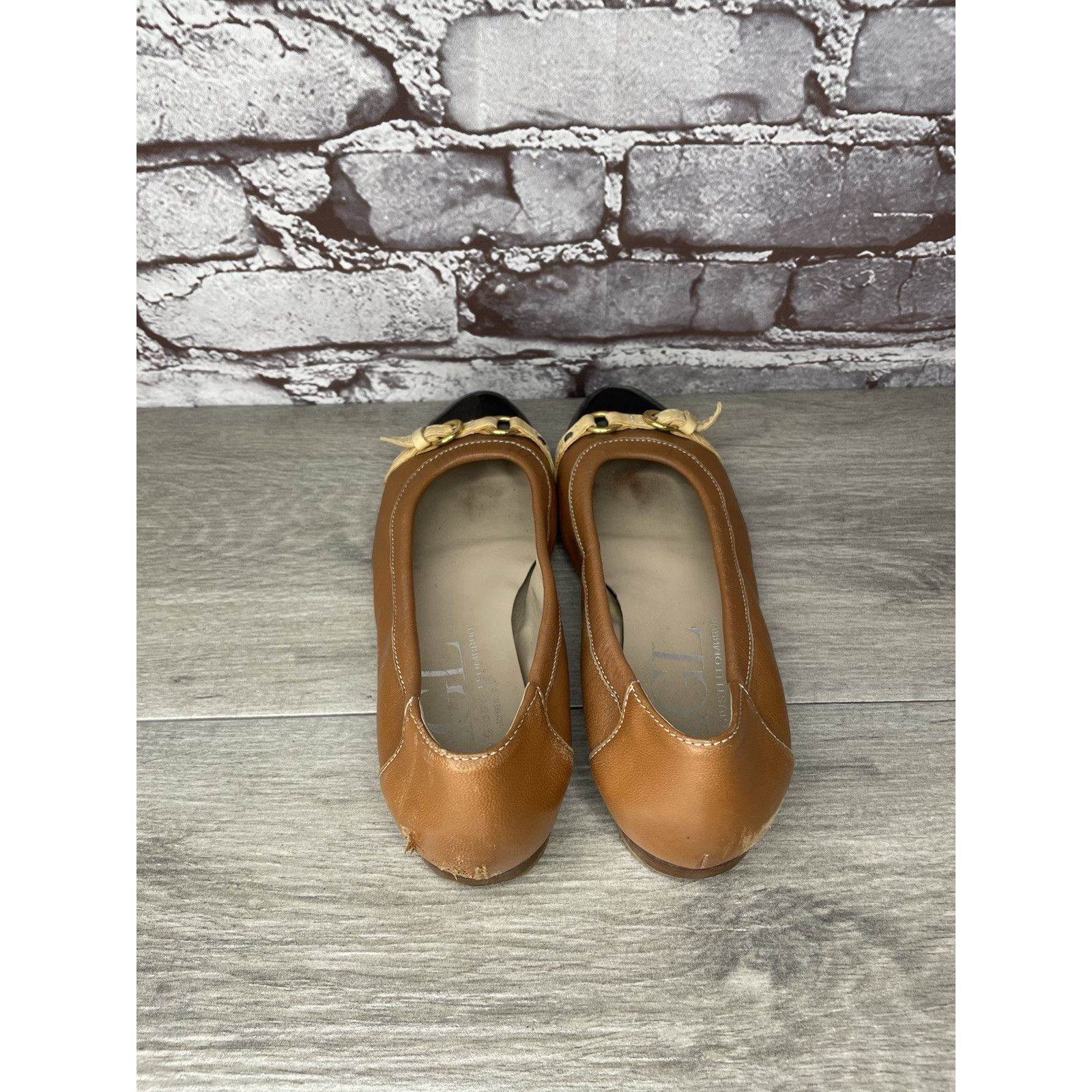 AGLINI AGL SPECTATOR Brown Leather Black Patent Cap Toe Ballet Flat Size US 6 / IT 36 - 13 Thumbnail