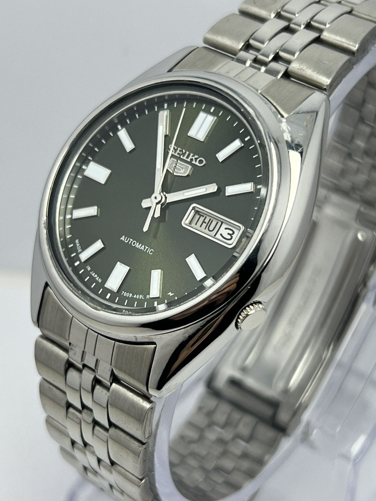 Seiko Seiko 5 Automatic Baton Dial Wrist Watch Day/Date Japan Size 36 - 3 Thumbnail