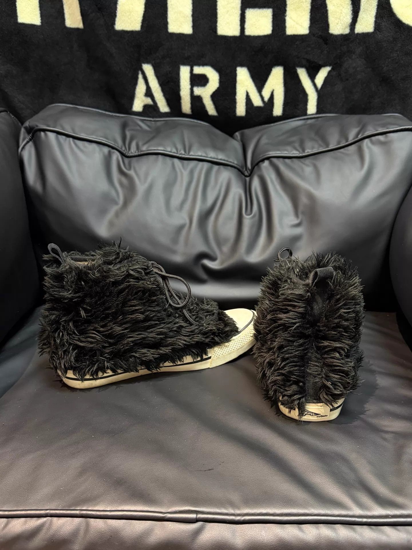Other Nakagawa Masahiro 90s Faux-fur High-top Sneakers Size US 7.5 / IT 37.5 - 4 Thumbnail