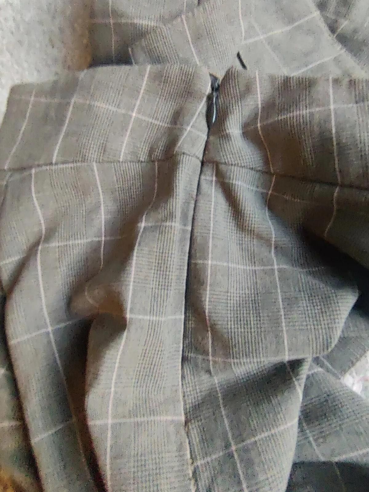 Old Navy Old Navy Womens Gray Vintage Plaid Flair Skirt Size 6 Pink L Size 28" / US 6 / IT 42 - 6 Thumbnail