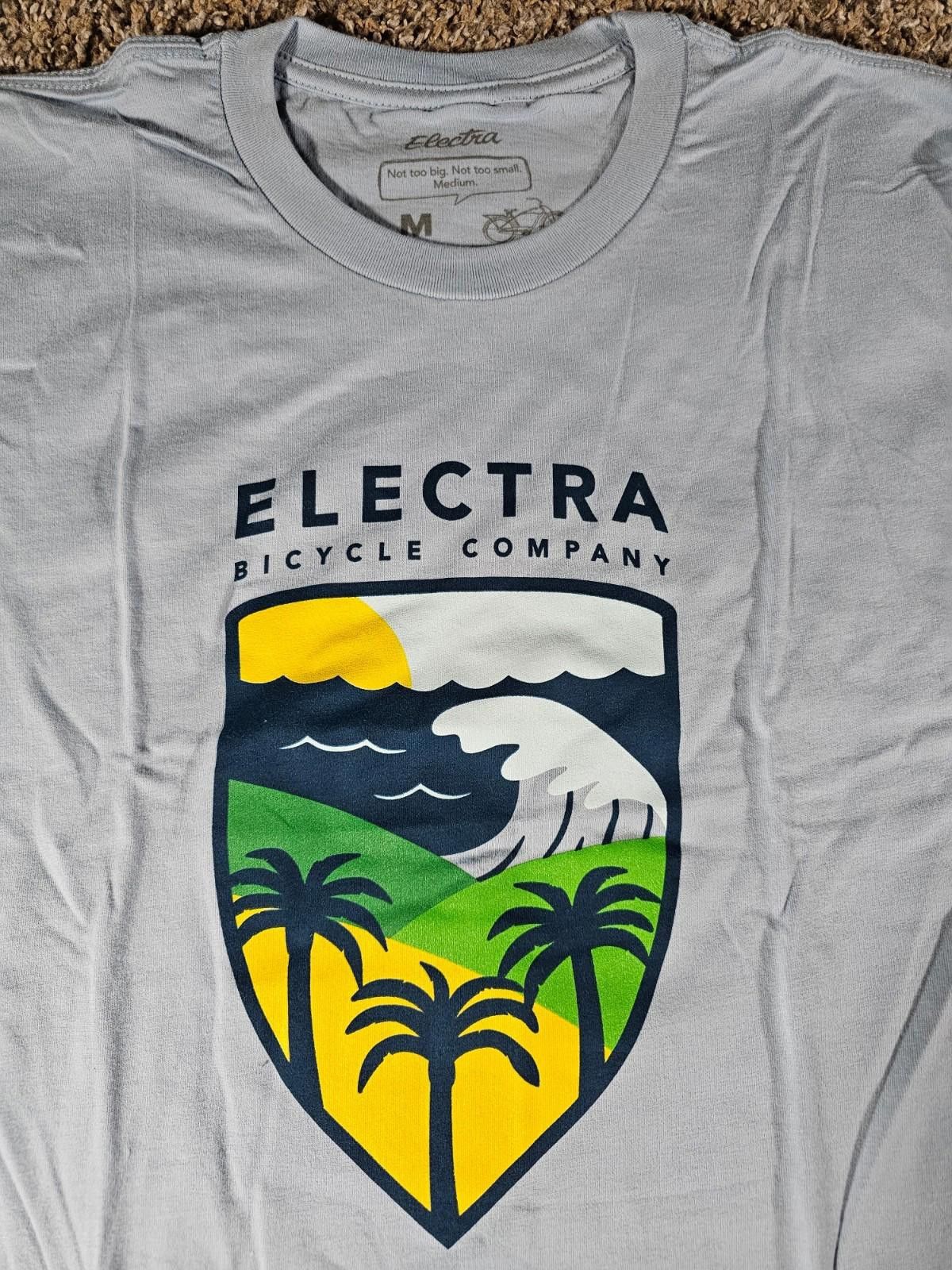 Electric Visual TREK electra bicycle company mens M T-shirt Size US M / EU 48-50 / 2 - 2 Thumbnail