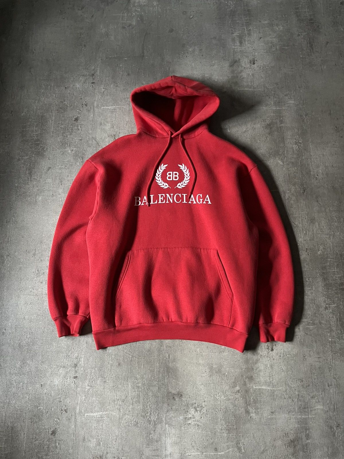Balenciaga Balenciaga crown red hoodie rare Size US M / EU 48-50 / 2 - 1 Thumbnail
