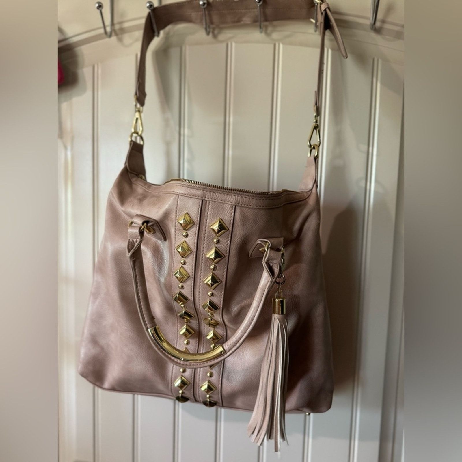 Steve Madden STEVE MADDEN🌟 Mauve with Gold Studs, Oversized Shoulder Bag Size ONE SIZE - 3 Thumbnail