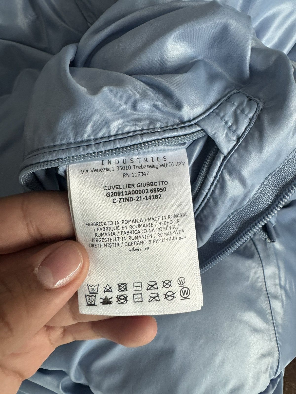 Moncler Moncler down jacket baby blue Size US L / EU 52-54 / 3 - 9 Thumbnail