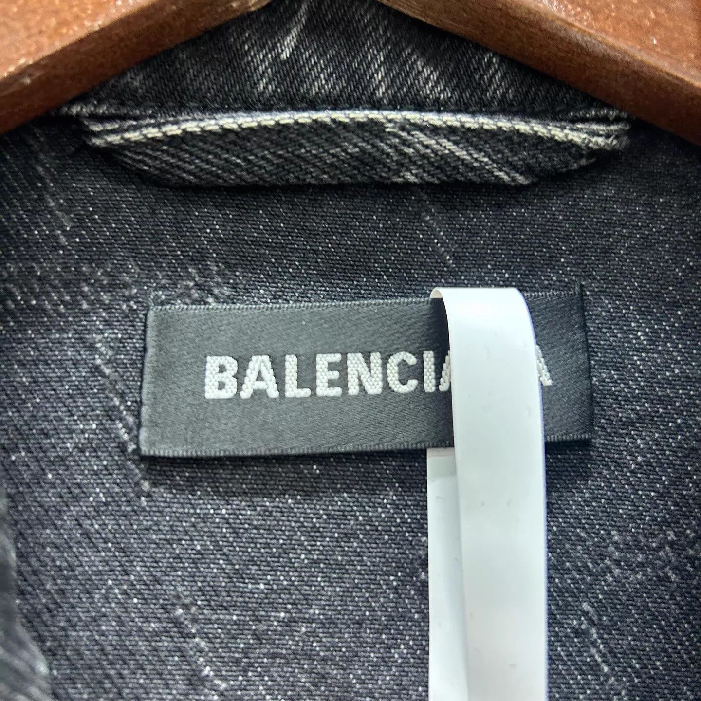 Balenciaga Balenciaga 99 New Black All Over Letter Logo Denim Jacket 46 Size US S / EU 44-46 / 1 - 3 Thumbnail
