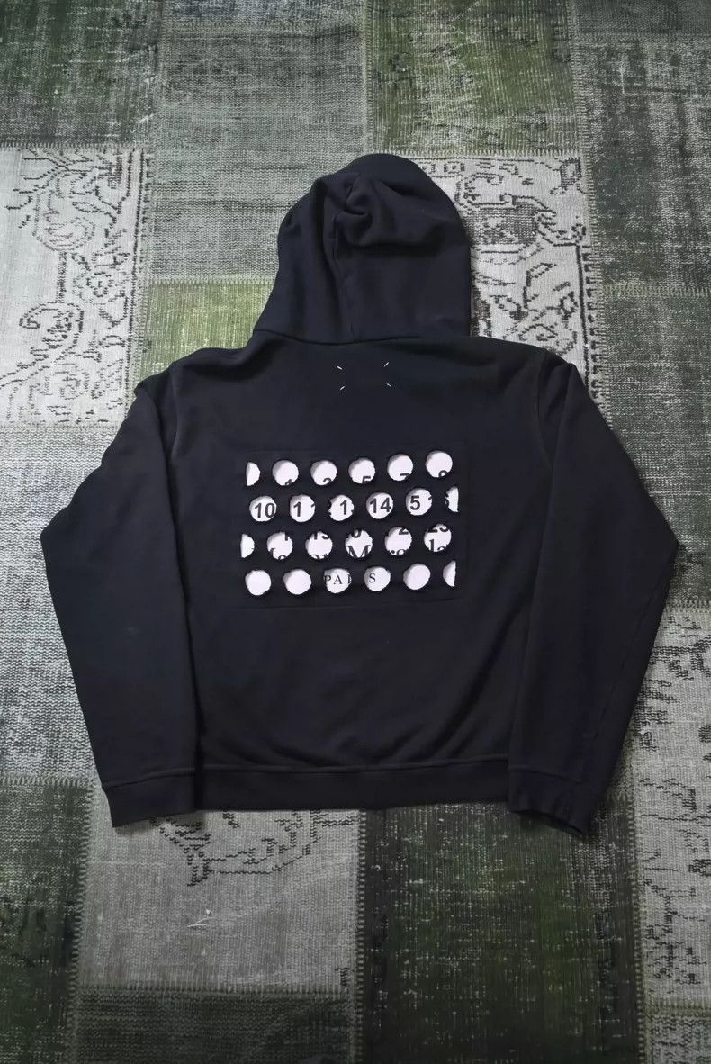 Other Maison Margiela Maison Margiela Hollowed Hoodie Sweatshirt Size US M / EU 48-50 / 2 - 1 Thumbnail