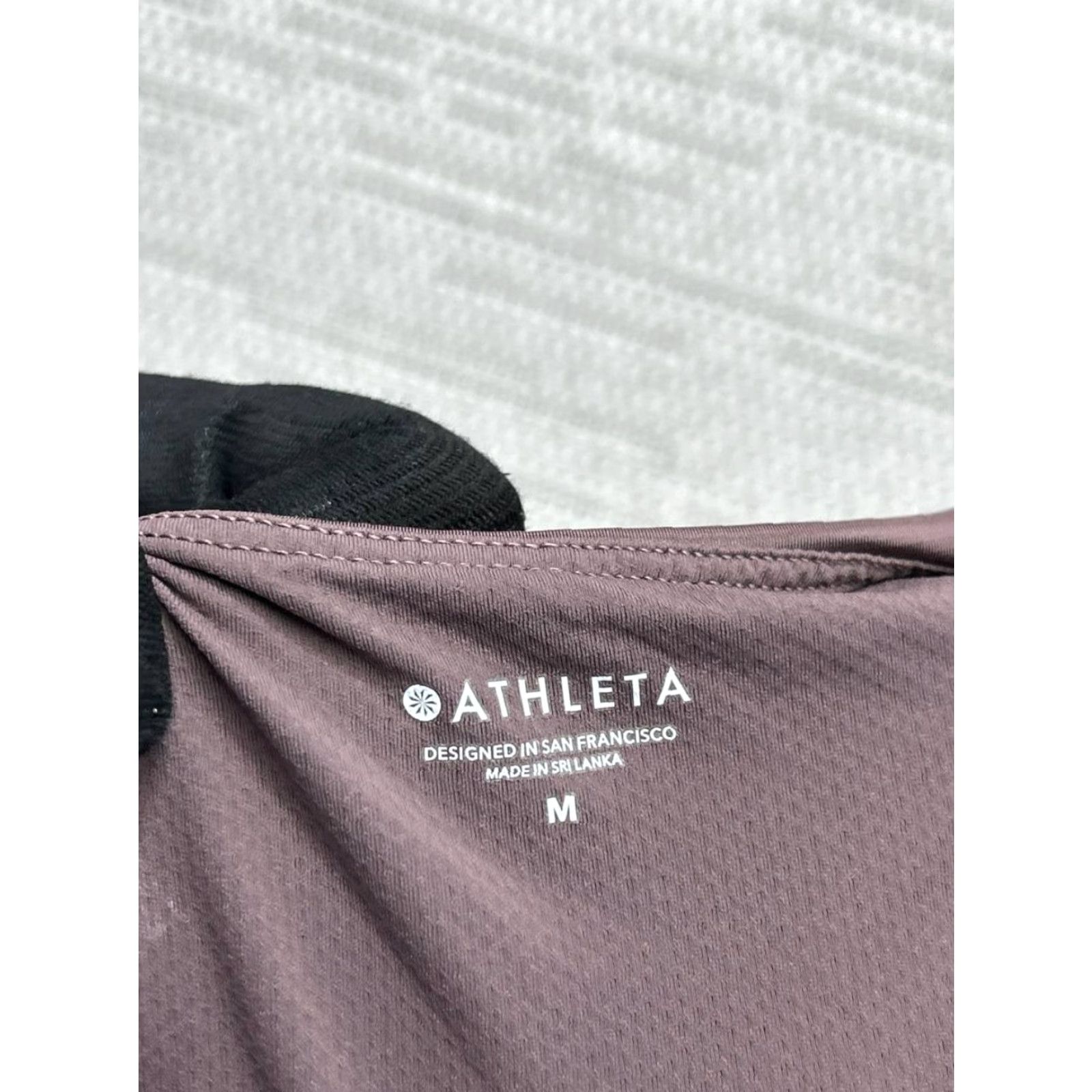 Athleta Athleta Shirt Womens Medium Brown Running Tank Top Sleeveless Racerback Athletic Fit Size M / US 6-8 / IT 42-44 - 3 Thumbnail