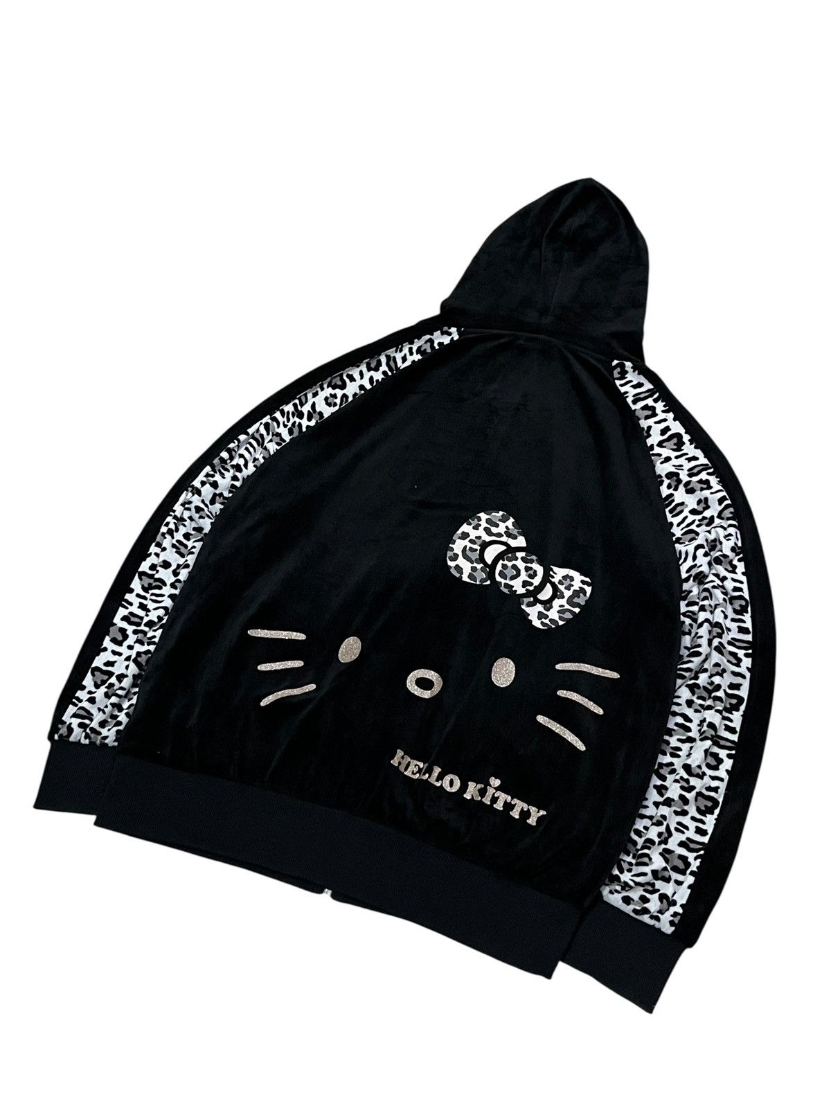 Japanese Brand 🔥Rare Japan-Only HELLO KITTY Velvet Leopard Tracksuit Set Size US L / EU 52-54 / 3 - 7 Thumbnail
