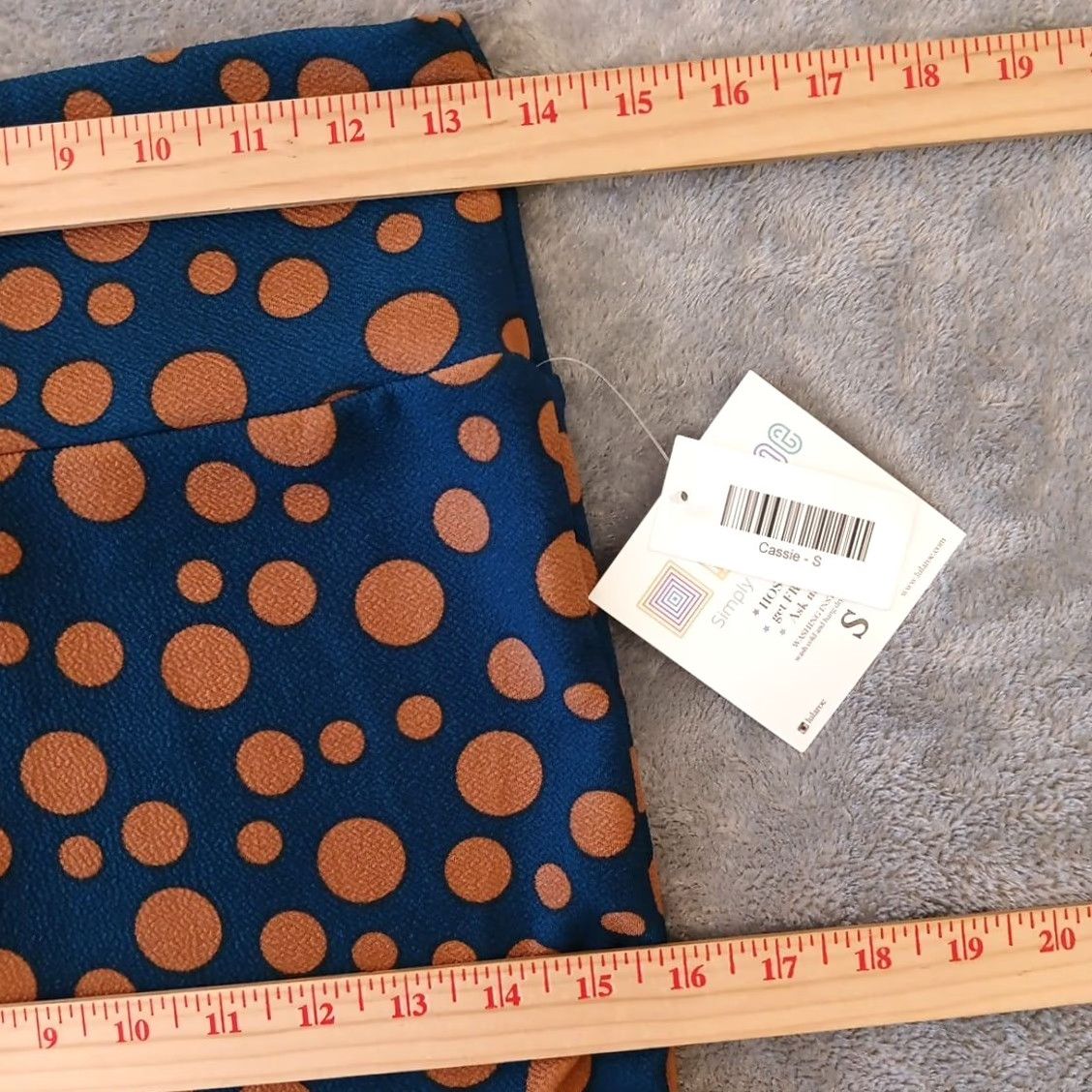 Vintage LuLaRoe Skirt Women S Knee Length Blue Polka Dot Pull On Pencil Stretch Knit Polyester Spandex Regular Modern Casual Size 28" / US 6 / IT 42 - 3 Thumbnail