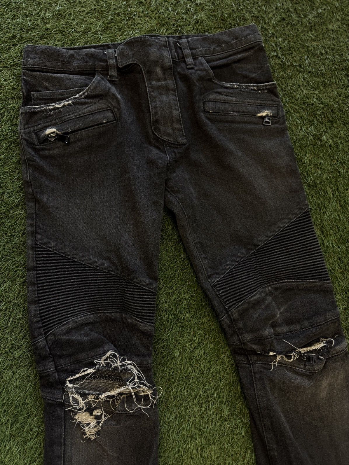Balmain Balmain Paris Black Ripped Jeans Size 30 Size US 30 / EU 46 - 4 Thumbnail