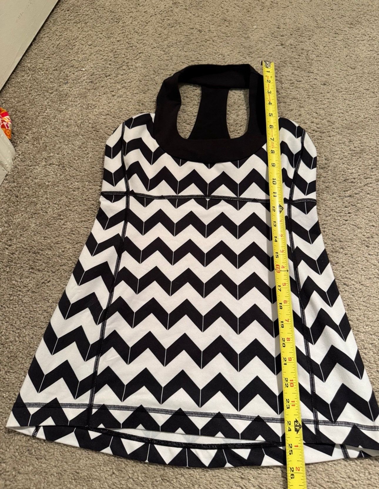 Lululemon Lululemon Scoop Neck Tank Size 8 Size M / US 6-8 / IT 42-44 - 4 Thumbnail