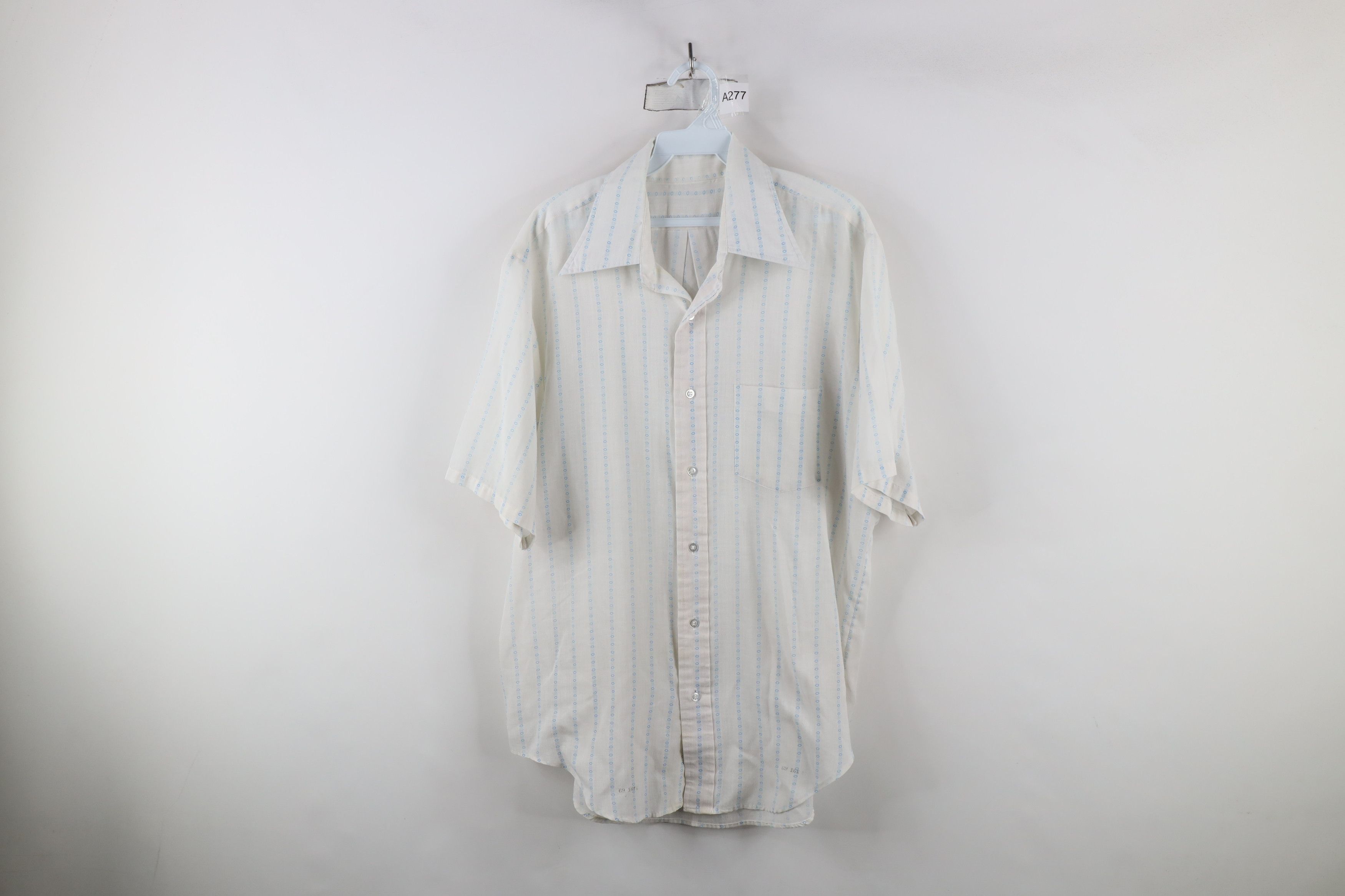 Vintage Vintage 60s Streetwear Geometric Short Sleeve Collared Shirt Size US M / EU 48-50 / 2 - 1 Thumbnail