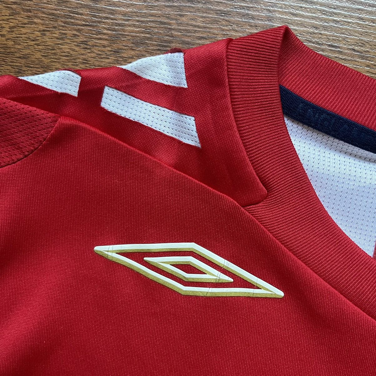 Bob Marley × Umbro ENGLAND UMBRO 2006 WORLD CUP FOOTBALL AWAY JERSEY BOB MARLEY Size US L / EU 52-54 / 3 - 6 Thumbnail
