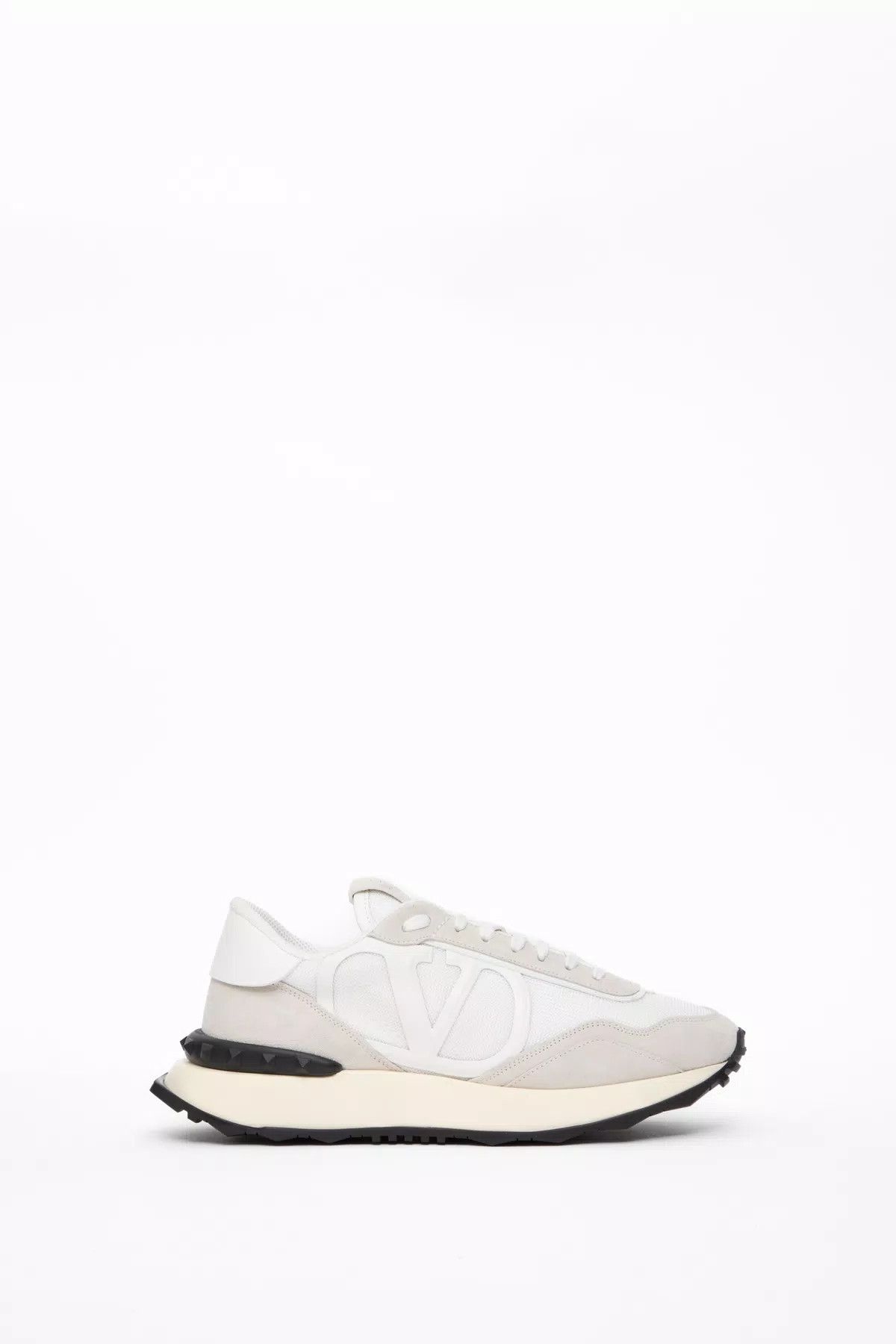 oc11z0725 Netrunner Fabric And Suede Trainers in White