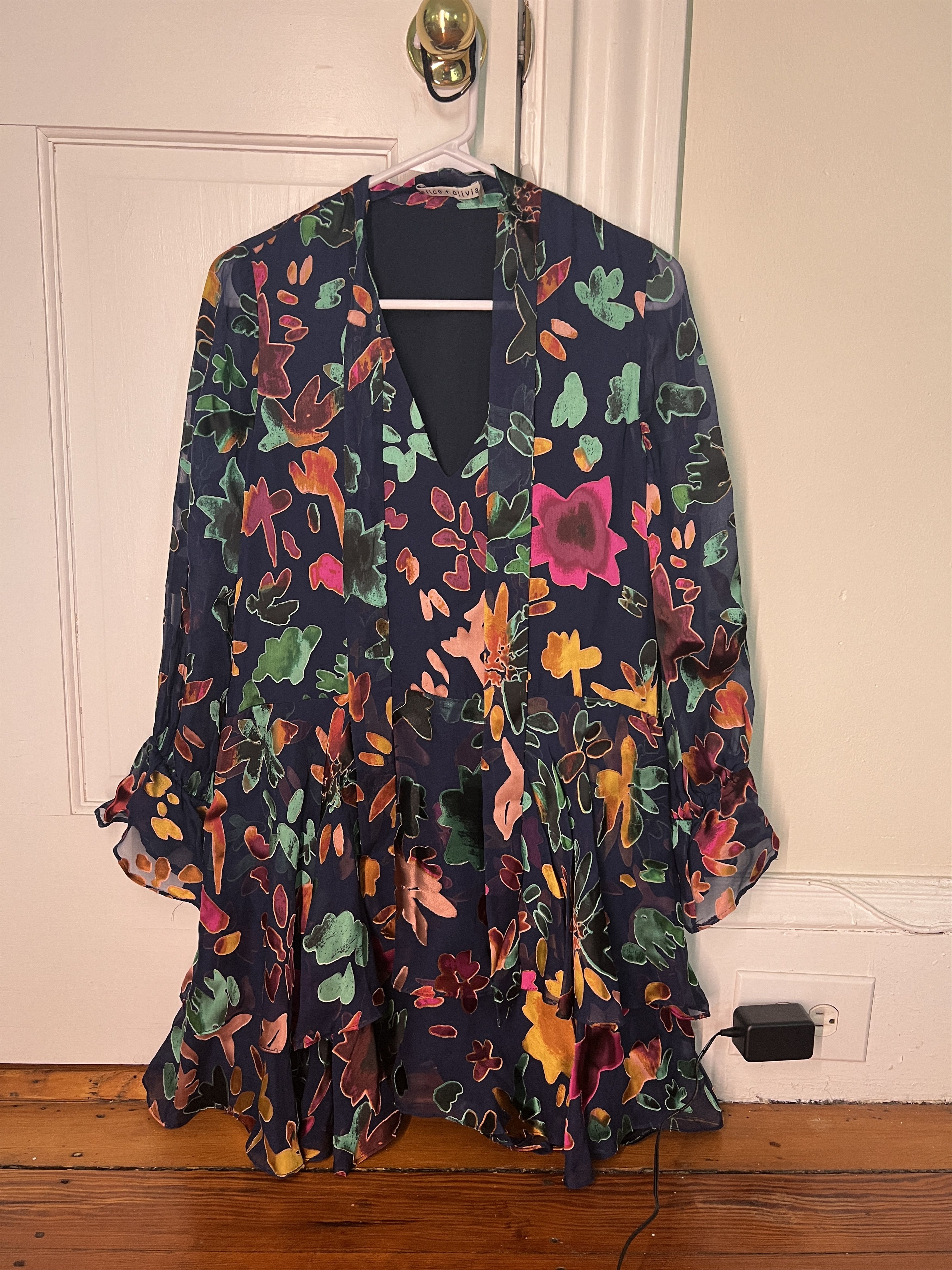 Alice + Olivia Mini Dress Size XS / US 0-2 / IT 36-38 - 1 Thumbnail