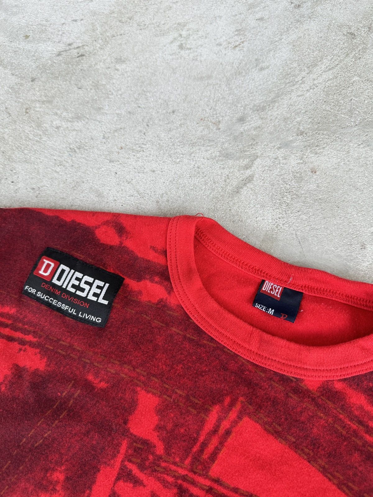 Diesel Vintage Y2K T-Shirt Diesel Big Logo Red S Size US S / EU 44-46 / 1 - 4 Thumbnail