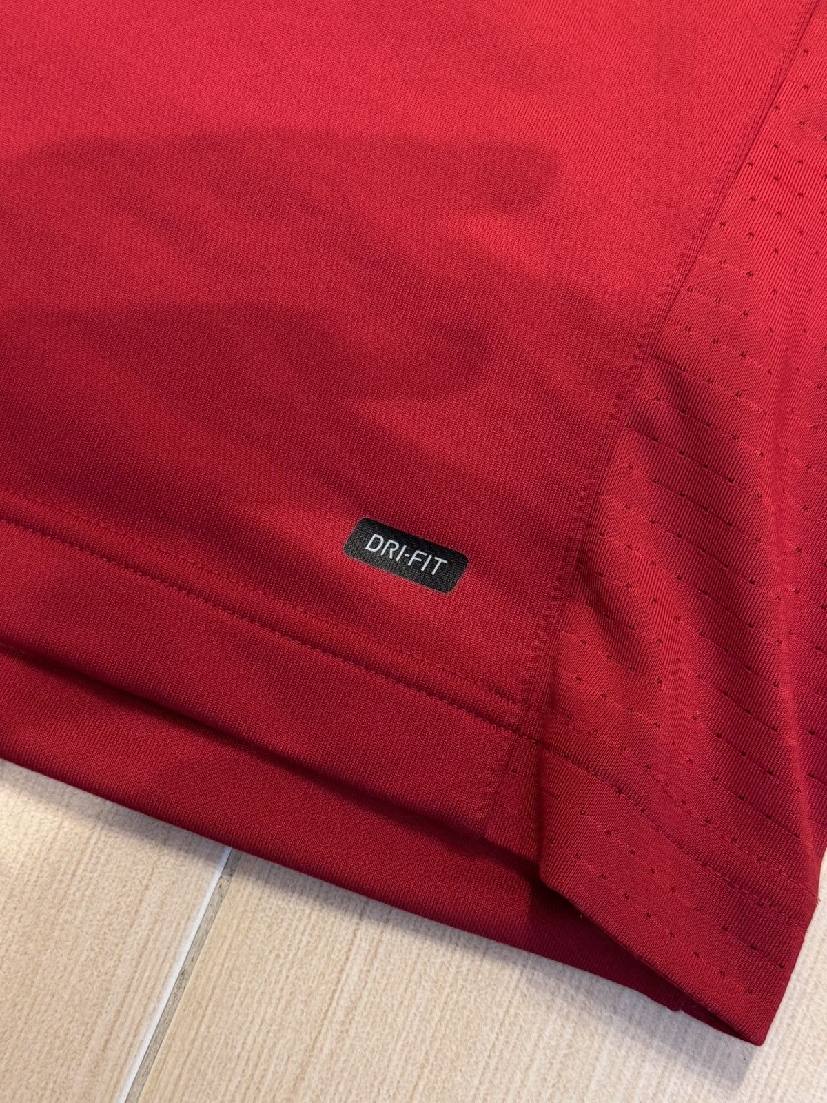 Nike Vintage Nike Manchester United 1/4 Zip Training Top 2006/07 Size US M / EU 48-50 / 2 - 2 Thumbnail