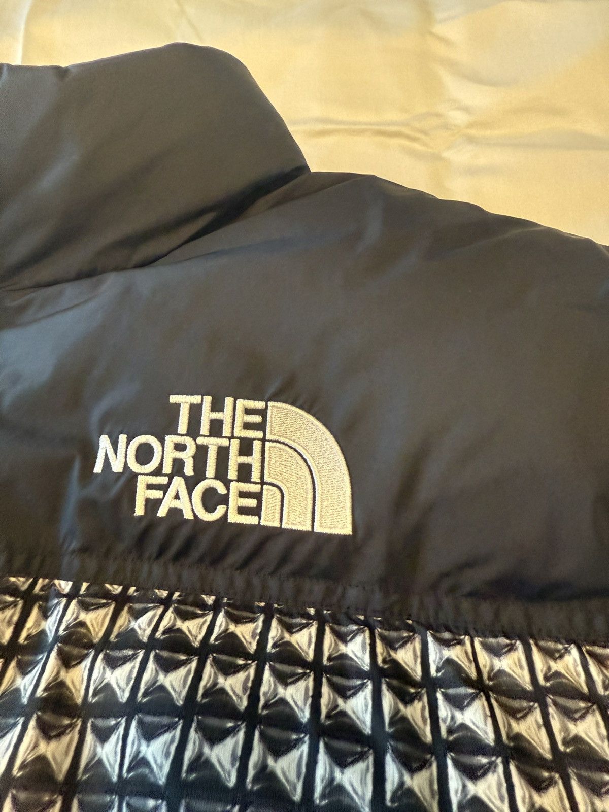Supreme × The North Face Supreme north face nuptse Size US M / EU 48-50 / 2 - 4 Thumbnail