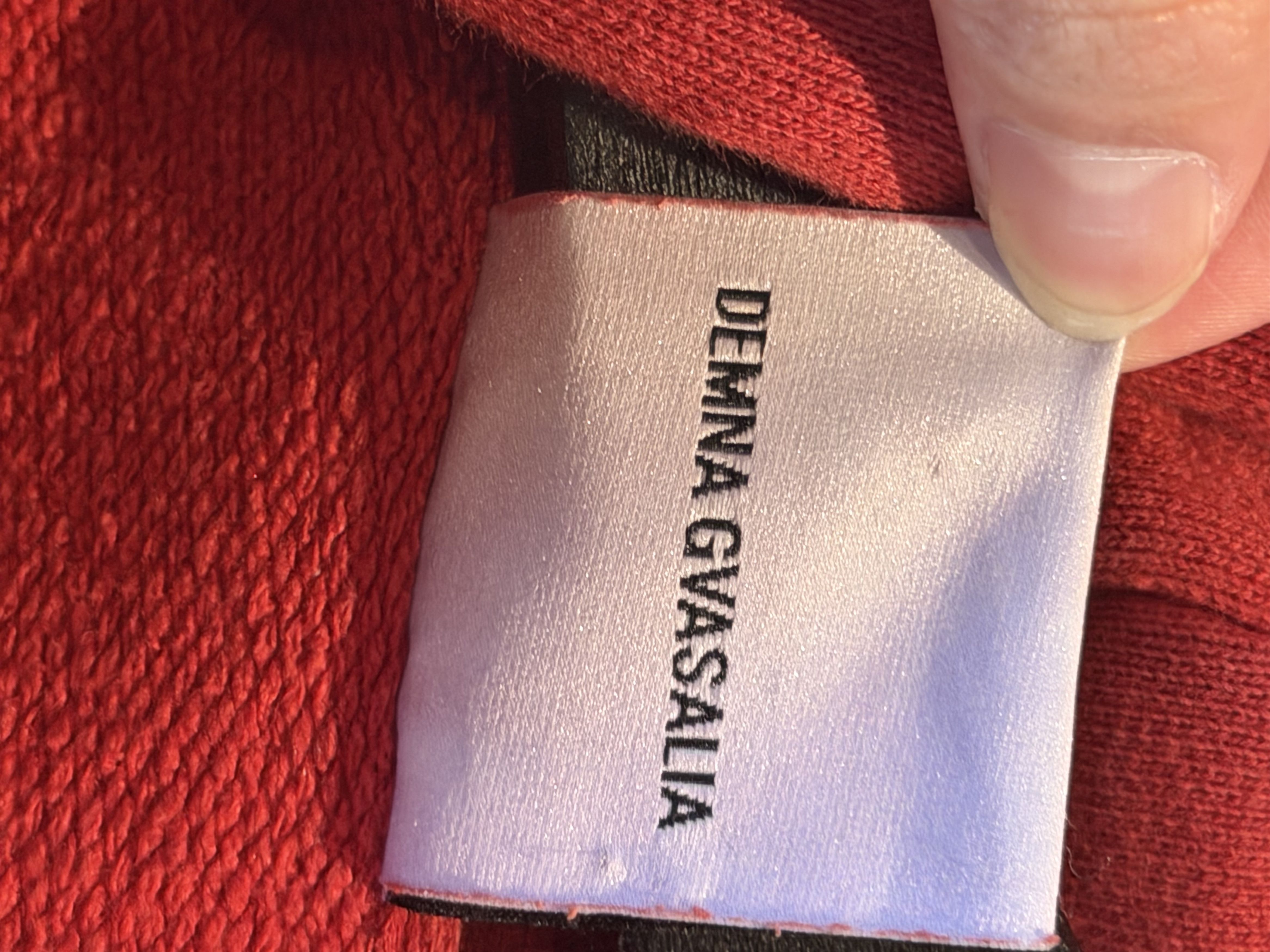 Vetements VETEMENTS AW2016 KOREA EXCLUSIVE HEAVY METAL RED HOODIE Size US XS / EU 42 / 0 - 8 Thumbnail