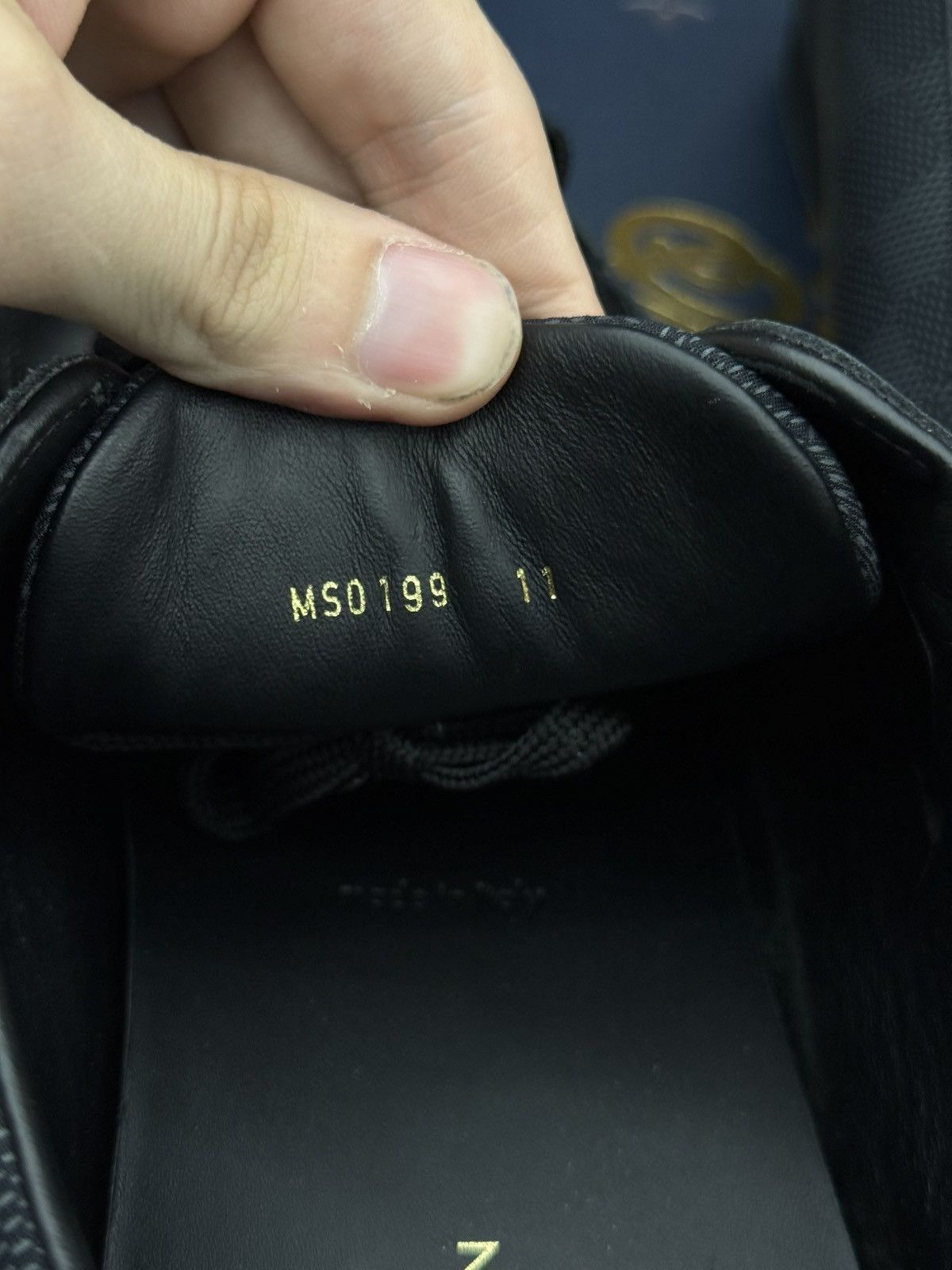 Louis Vuitton Louis Vuitton Black Monogram Sneakers Size 10UK/11US Size US 11 / EU 44 - 13 Thumbnail
