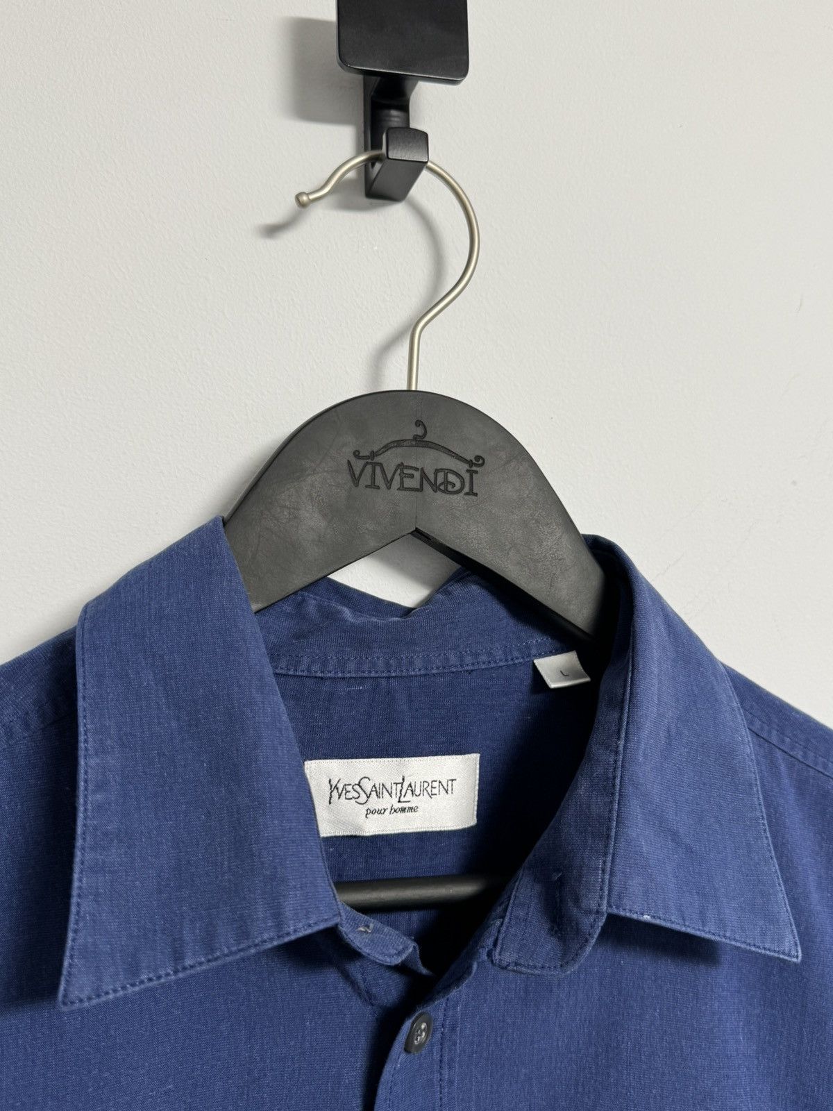 Yves Saint Laurent Yves Saint Laurent Button Up T-Shirt Size US L / EU 52-54 / 3 - 7 Thumbnail