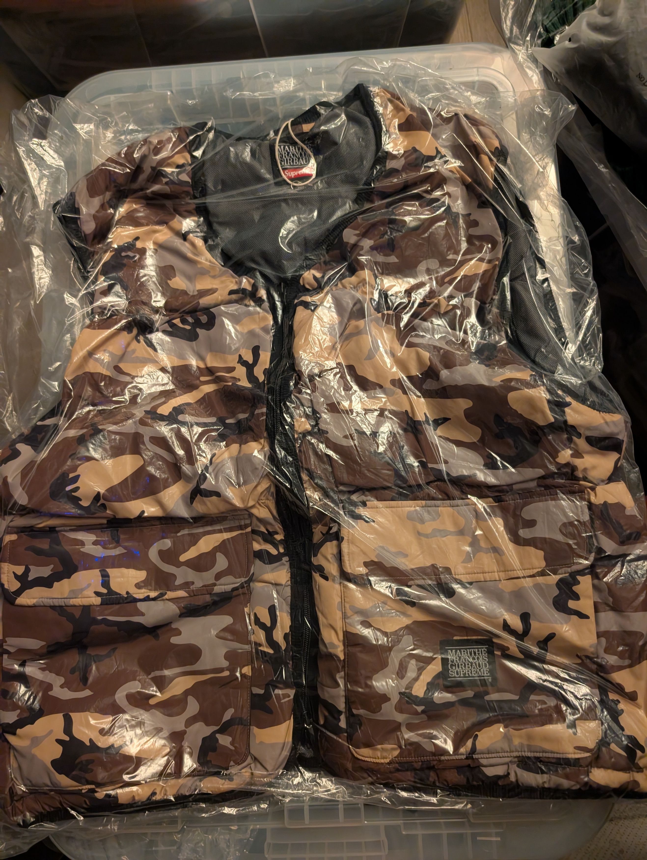 定価以下　Supreme Girbaud Down Puffer Vest L Supreme Marithé + François Girbaud Down Puffer Vest (SS25