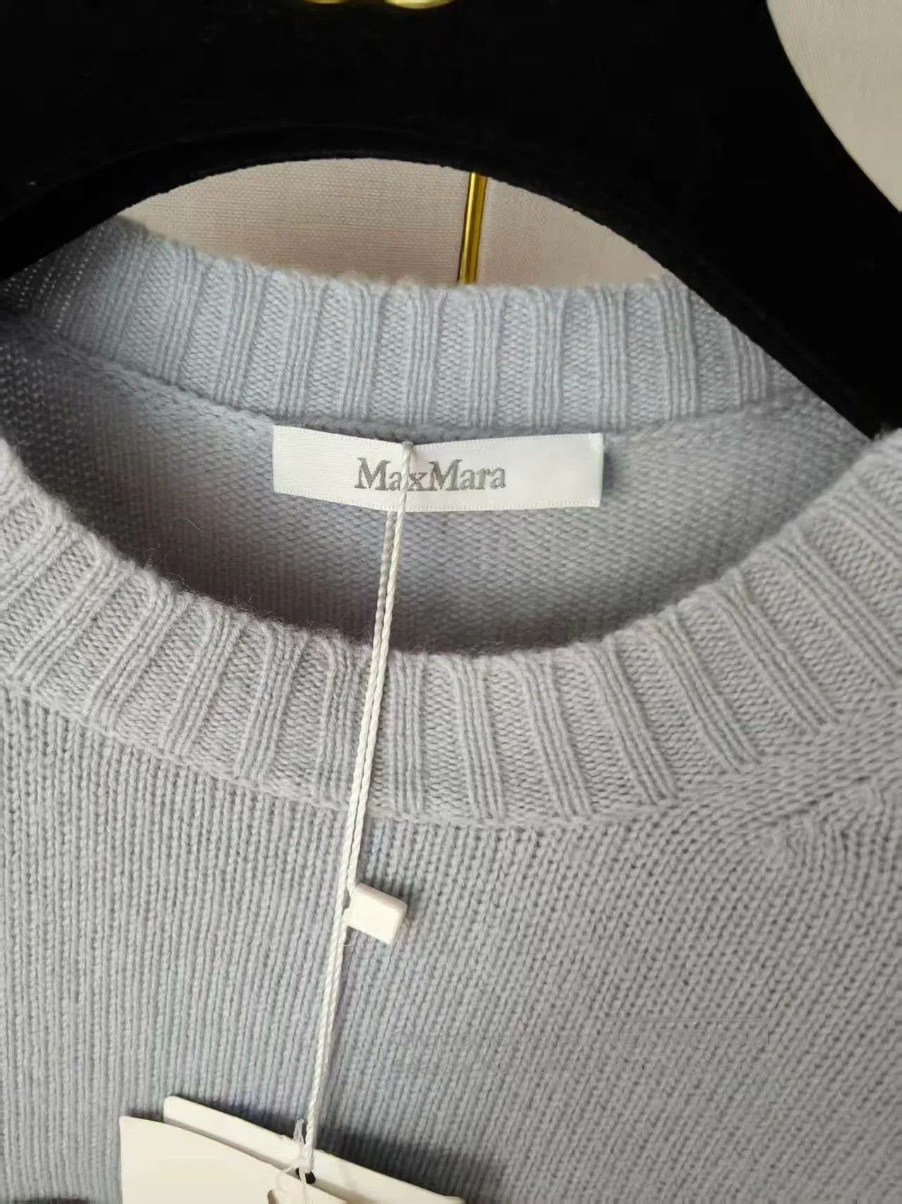 Max Mara Max Mara Cashmere Sweater. Size M / US 6-8 / IT 42-44 - 3 Thumbnail