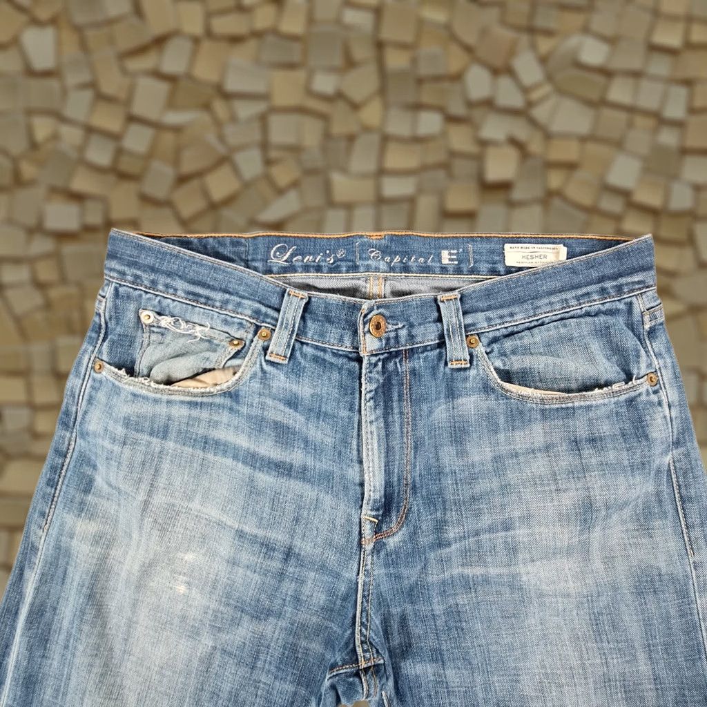 Levi's Levi's Womens Jeans Blue W33 L35 Regular Straight Distressed 5-Pocket USA Made In USA Zip Fly 100% Cotton Hands Made No Size 24" / US 00 / IT 34 - 1 Thumbnail