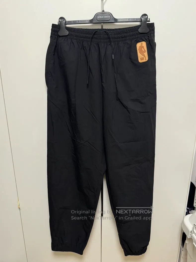 Louis Vuitton Louis Vuitton size l NBA co-branded LOGO sports pants Size US 28 / EU 44 - 1 Thumbnail
