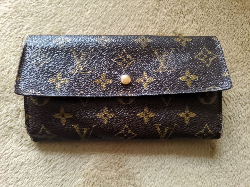Louis Vuitton Louis Vuitton Sarah Monogram Vintage Wallet Size ONE SIZE - 1 Thumbnail