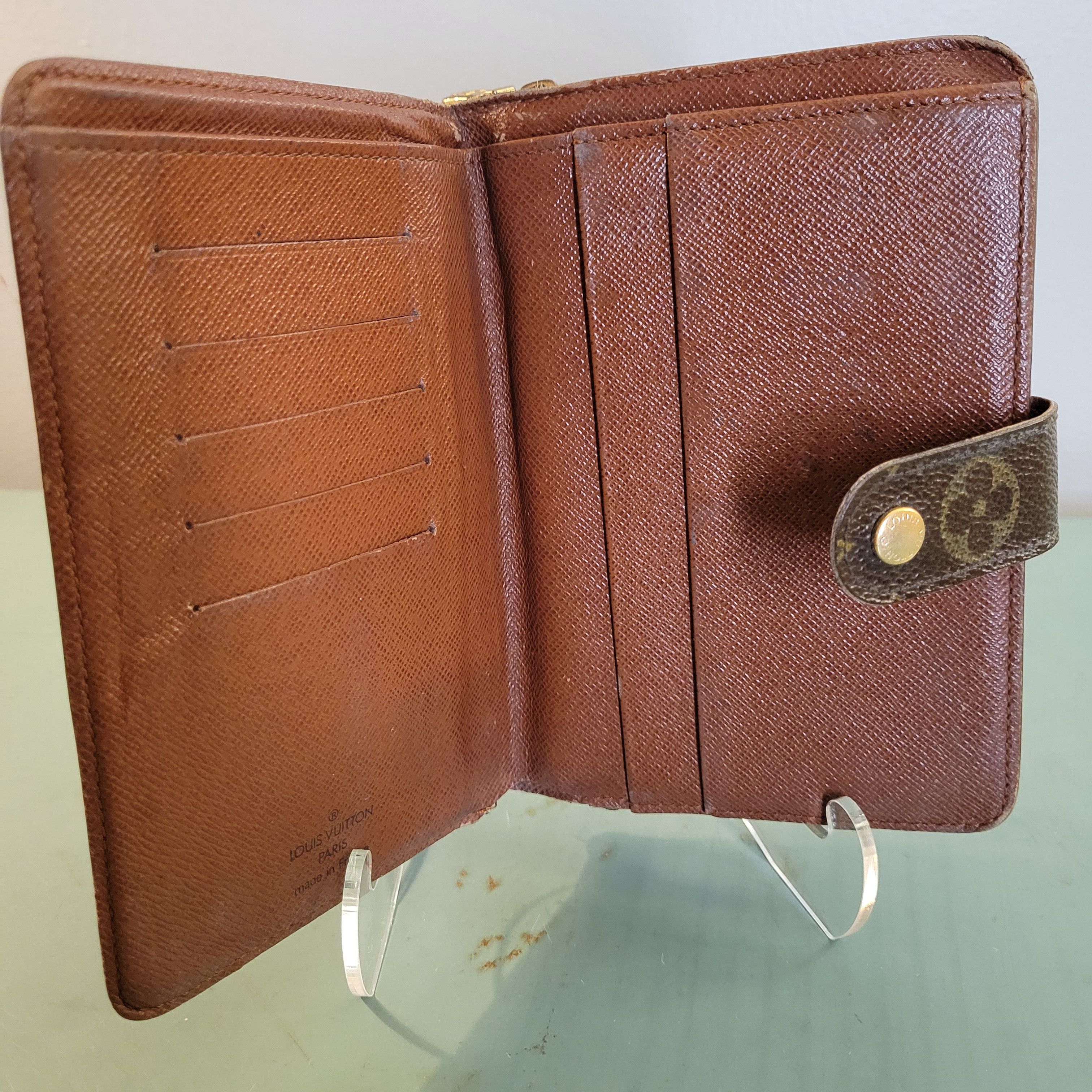 Louis Vuitton Louis Vuitton Monogram Porte Papier Snap Zip Passport Wallet Size ONE SIZE - 10 Thumbnail