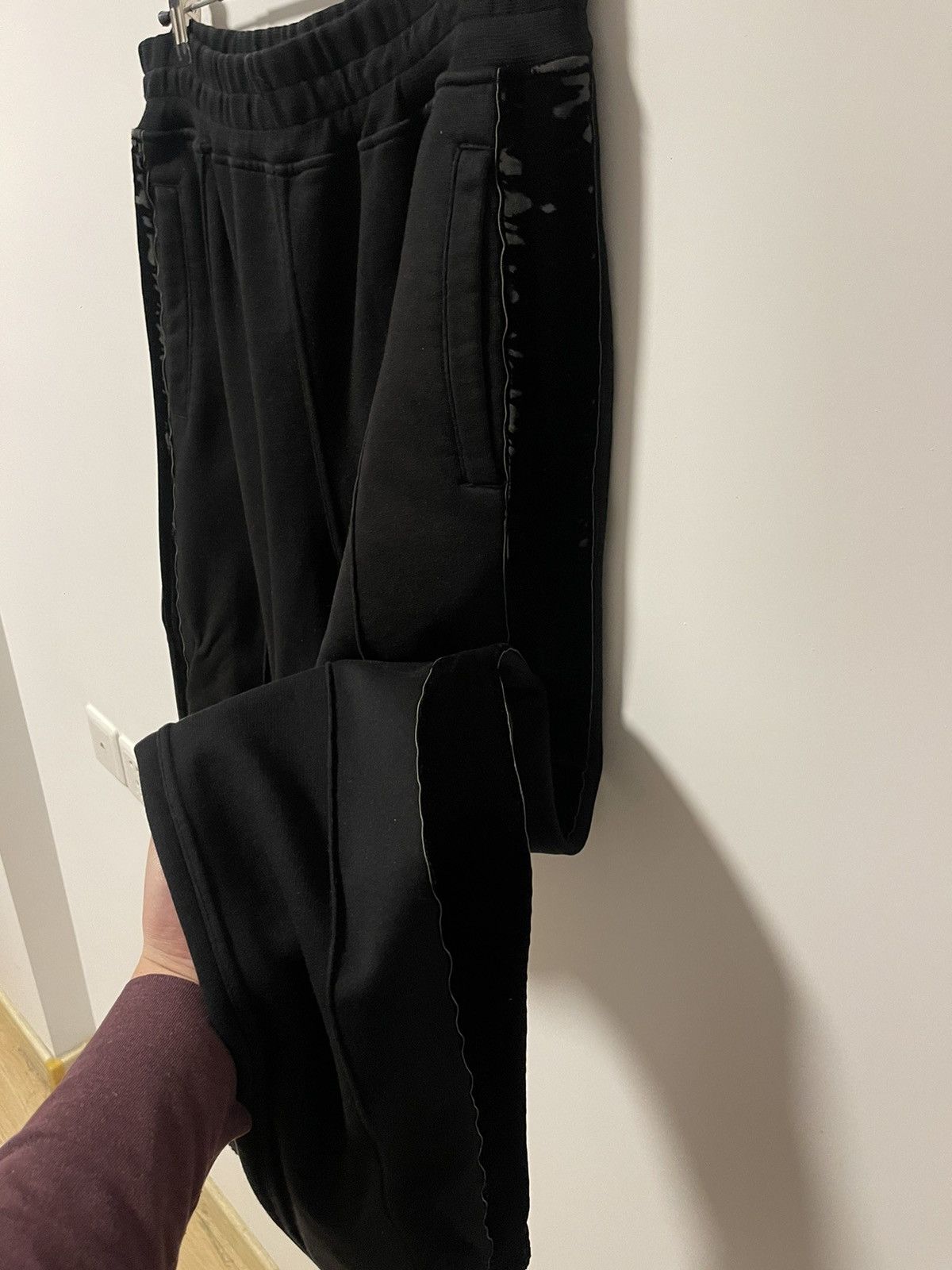 Haider Ackermann Haider ackermann 15FW velvet strip sweatpants Size US 32 / EU 48 - 4 Thumbnail