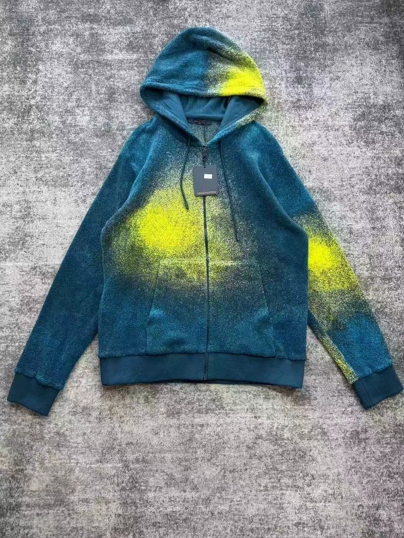 Louis Vuitton Louis Vuitton Blue gradient polar fleece jacket Size US XL / EU 56 / 4 - 1 Thumbnail
