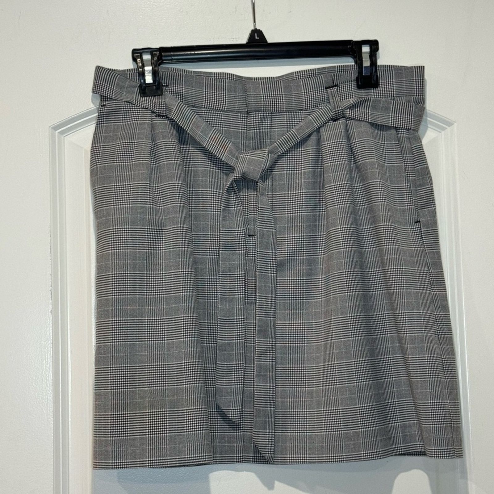 Banana Republic Banana Republic Glen Plaid A Line Skirt Size 6 Size 28" / US 6 / IT 42 - 2 Thumbnail