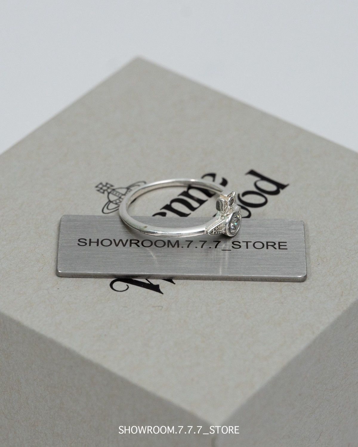 Vivienne Westwood Vivienne Westwood London Orb Ring Size ONE SIZE - 3 Thumbnail