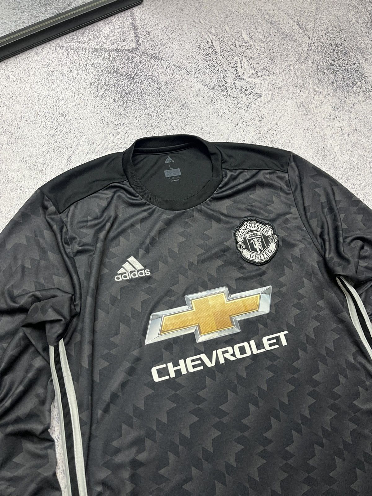 Nike Nike Manchester United 2017/18 Away Soccer Jersey Longsleeve Size US L / EU 52-54 / 3 - 5 Thumbnail