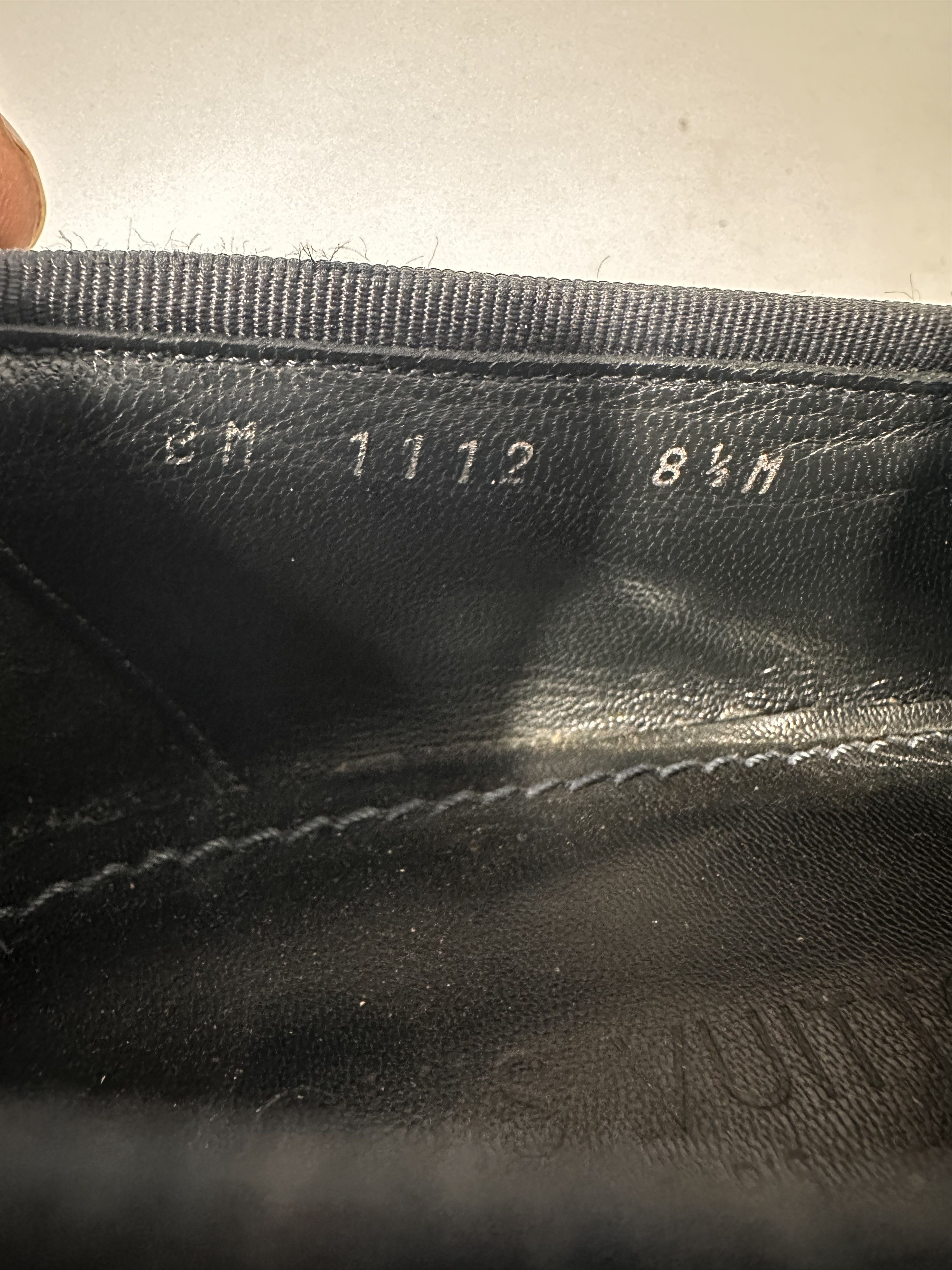 Louis Vuitton Louis Vuitton Montaigne Black Velvet Logo Loafer Size 8.5Uk. Size US 8.5 / EU 41-42 - 15 Thumbnail