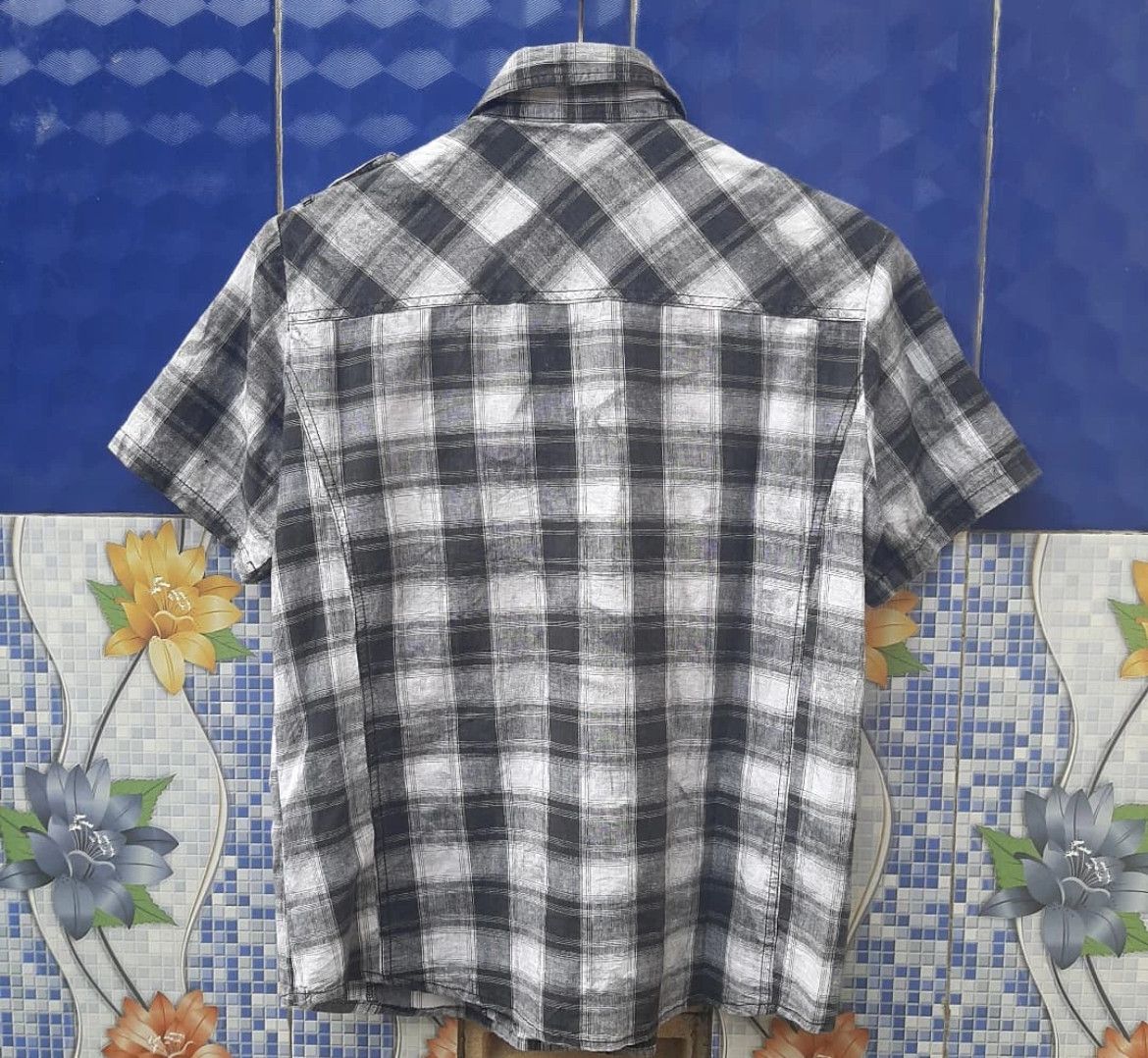 In The Attic 2000s In The Attic Bondage Plaid Shirt y2k Lgb Size US M / EU 48-50 / 2 - 3 Thumbnail