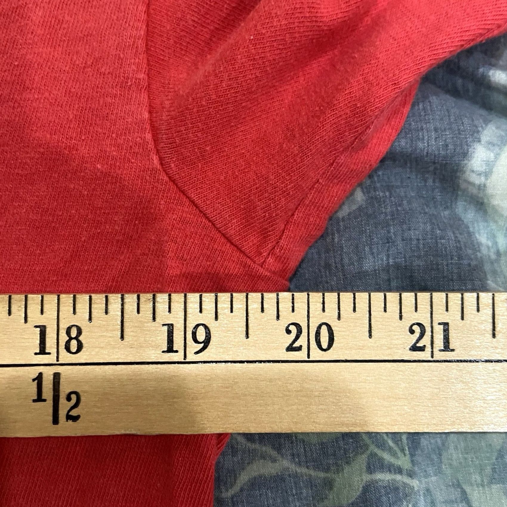 Hanes VINTAGE Hanes Onetia Graphic 1989 Snowbird Ski Resort L Shirt RED Men Long Sleeve Crew Neck Logo 90s Sports Utah Size US L / EU 52-54 / 3 - 3 Thumbnail