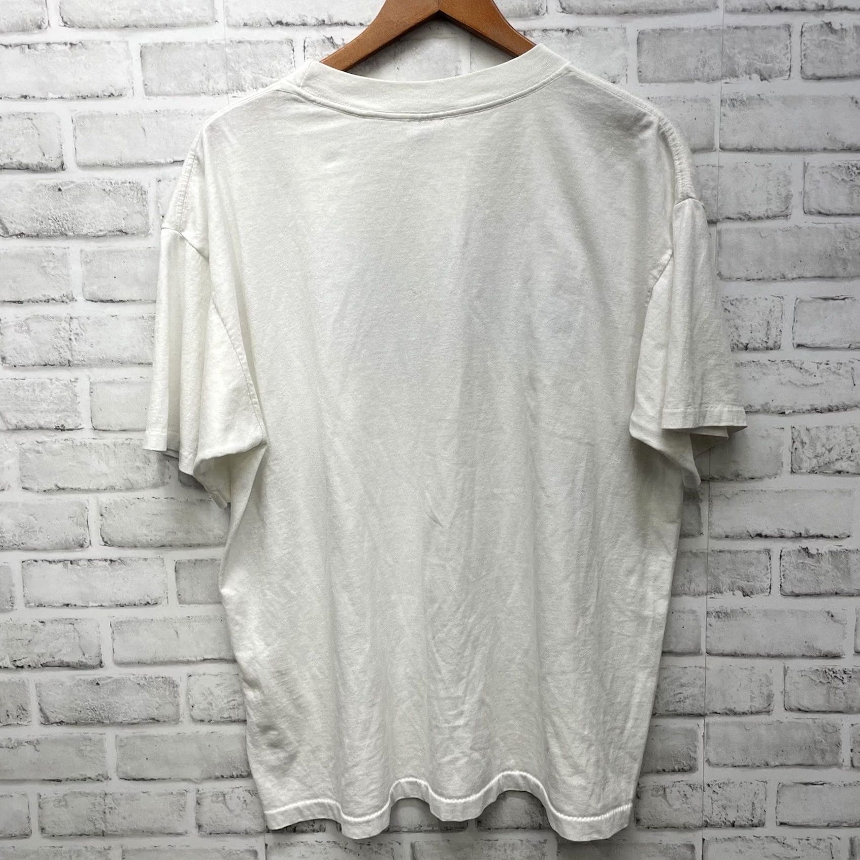 Vintage VINTAGE Sunshine Apparel Tee Shirt Mens L USA White Fredericksburg Texas Graphic Stitch Shirt Size US L / EU 52-54 / 3 - 5 Thumbnail