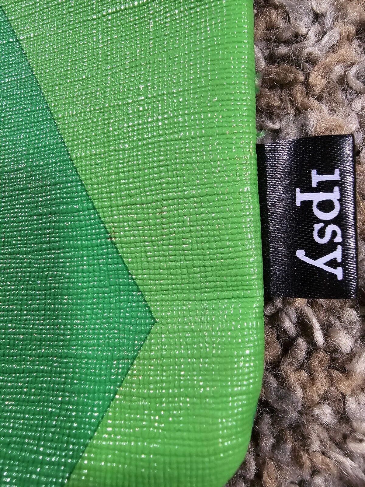 Designer Ipsy Tetris Geometric Glam Cosmetic Makeup Bag Pouch Green Size ONE SIZE - 2 Thumbnail