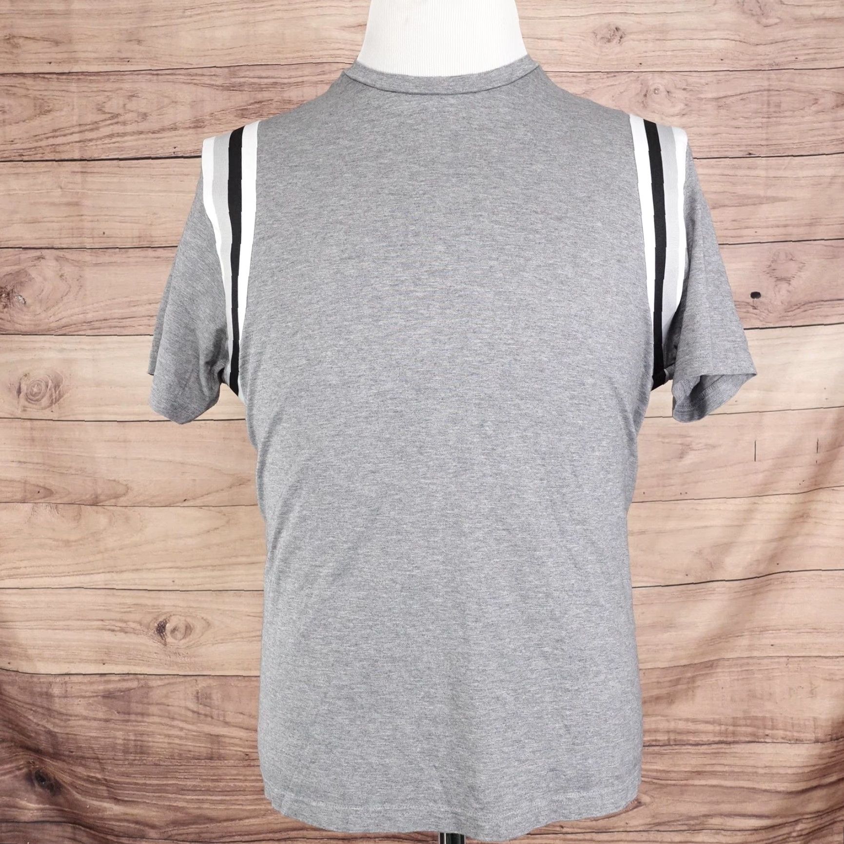 Murano MURANO Liquid Luxury Shirt Mens Large Gray Slim Fit Short Sleeve Striped Crew Neck Size US L / EU 52-54 / 3 - 3 Thumbnail