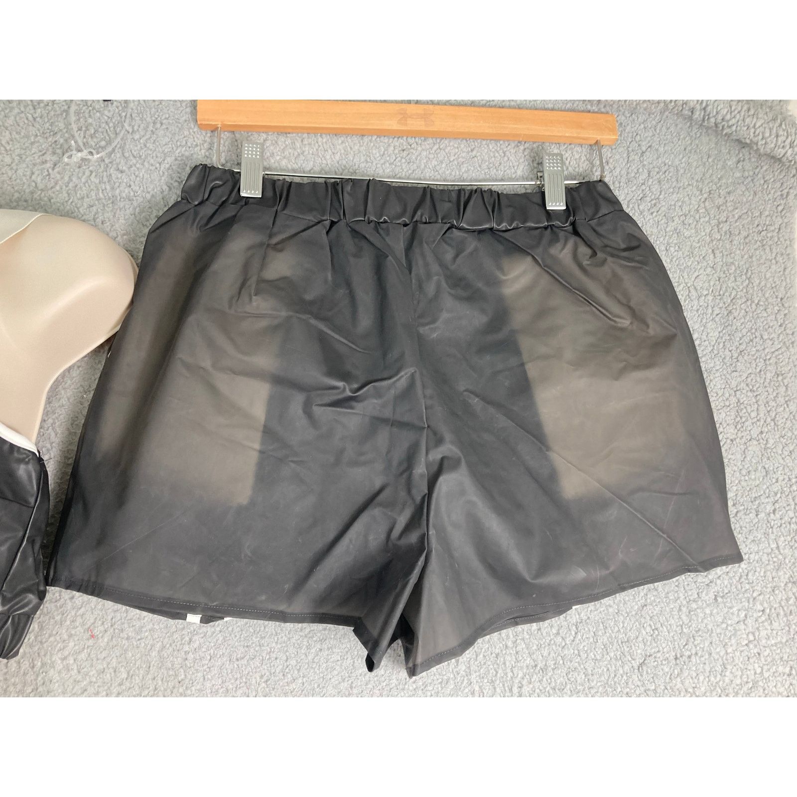 Other Fashion Nova Women's Gray Active Set M Corset Top & Shorts Size 26" / US 2 / IT 38 - 7 Thumbnail