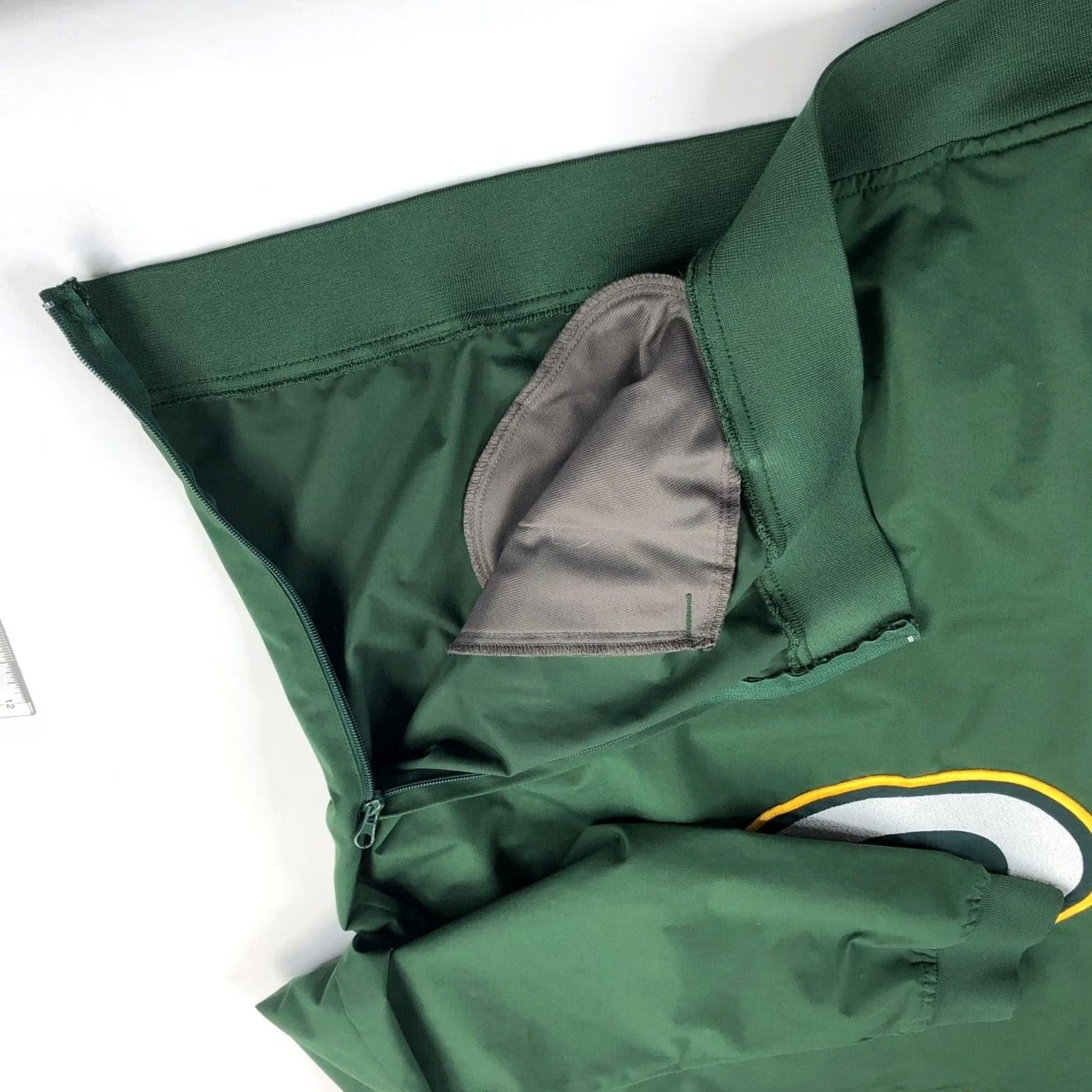 NFL NFL Team Apparel Green Bay Packers Pullover Jacket Men XL EUC Size US XL / EU 56 / 4 - 3 Thumbnail
