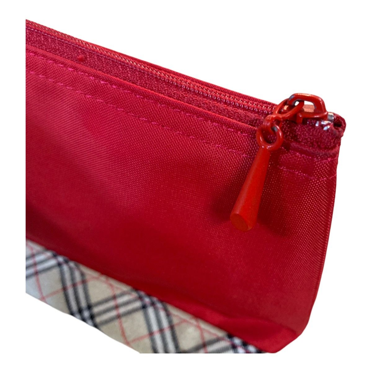Burberry Burberry Cosmetic Red Nova Check Pouch Bag Size ONE SIZE - 3 Thumbnail