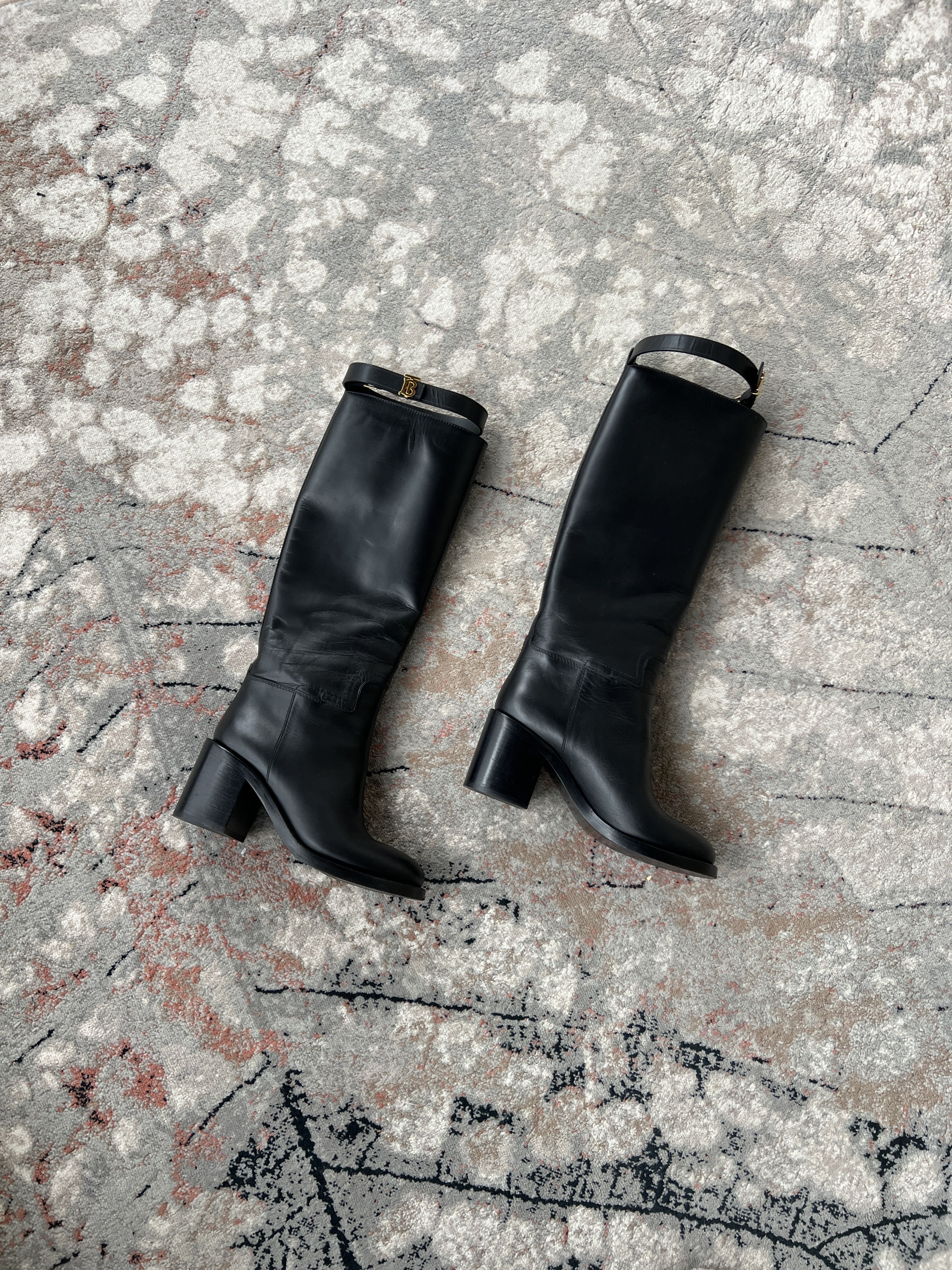 Burberry Burberry Leather Boots Size US 7 / IT 37 - 1 Thumbnail
