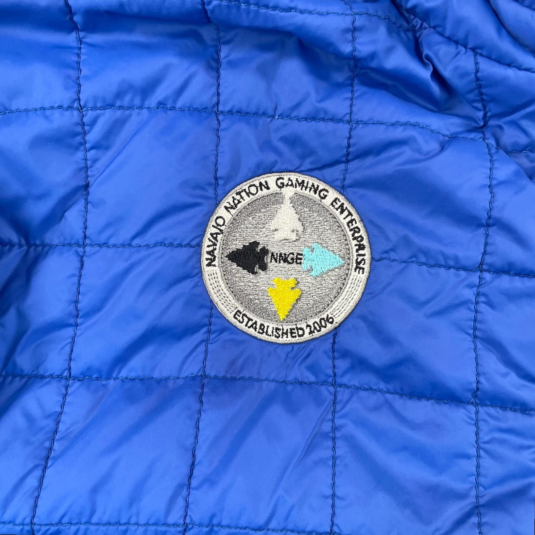 Cutter & Buck Cutter & Buck x Navajo Nation Gamin Casino Jacket Men 3XT Tall Blue WeatherTec Jacket Windbreaker Casual Travel Nebraska Football Logo #3XtTall? Size US XXL / EU 58 / 5 - 4 Thumbnail